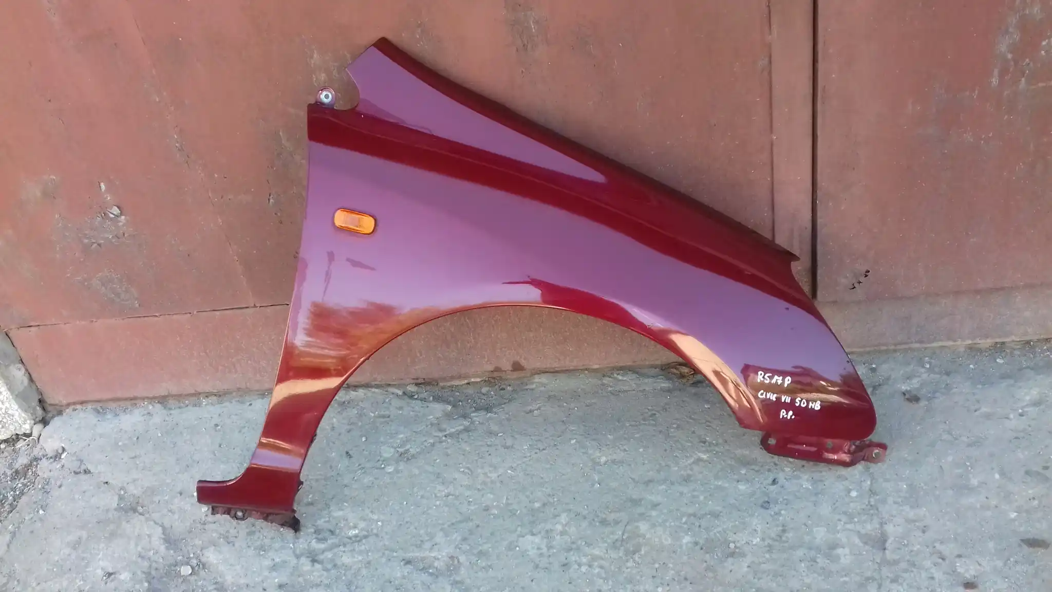 BŁOTNIK PRAWY PRZÓD PRZEDNI HONDA CIVIC VII HB 00-04 R517P