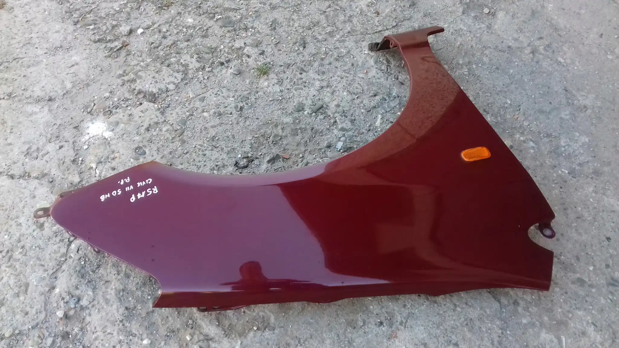 BŁOTNIK PRAWY PRZÓD PRZEDNI HONDA CIVIC VII HB 00-04 R517P