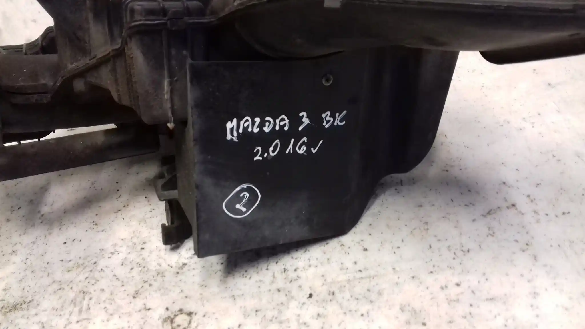 REZONATOR DOLOT POWIETRZA MAZDA 3 BK 2.0 16V 03-09