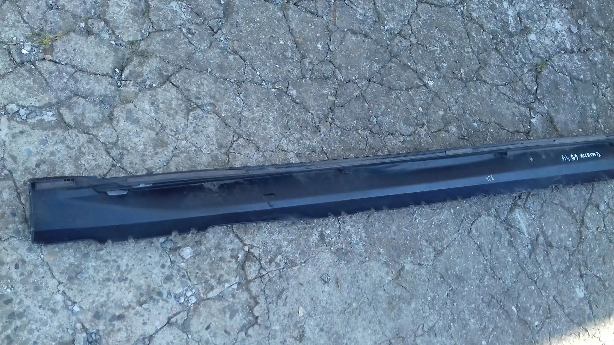 LISTWA PROGOWA NAKŁADKA PRAWA 8W9853856E AUDI A4 B9 ALLROAD 15-