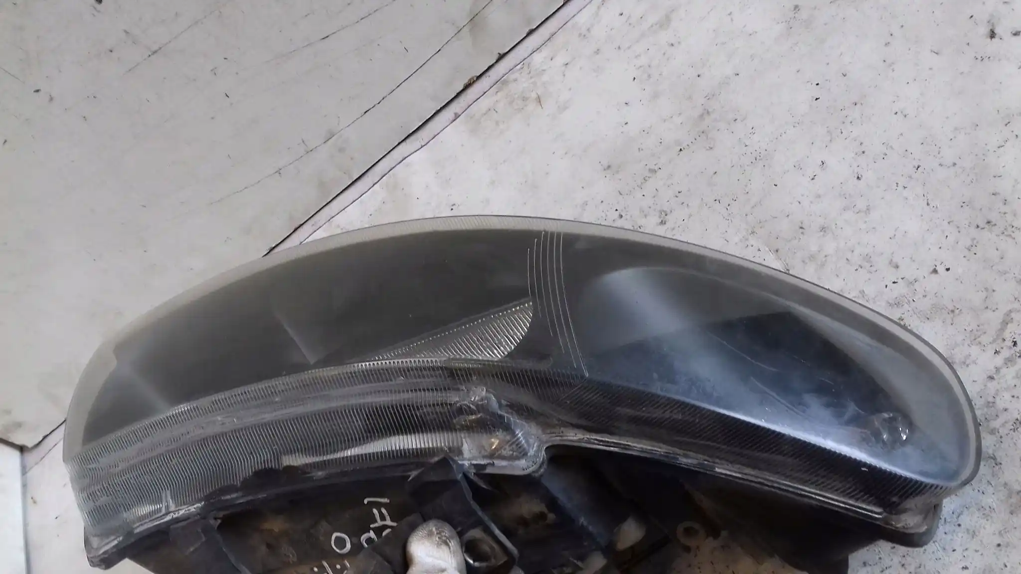 LAMPA PRAWY PRZÓD PRZEDNIA 67742701 SEAT TOLEDO II LEON I 98-05