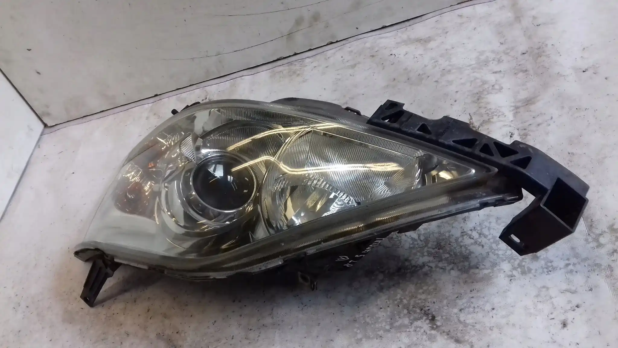 LAMPA LEWY PRZÓD PRZEDNIA MAZDA 5 I CR 05-07