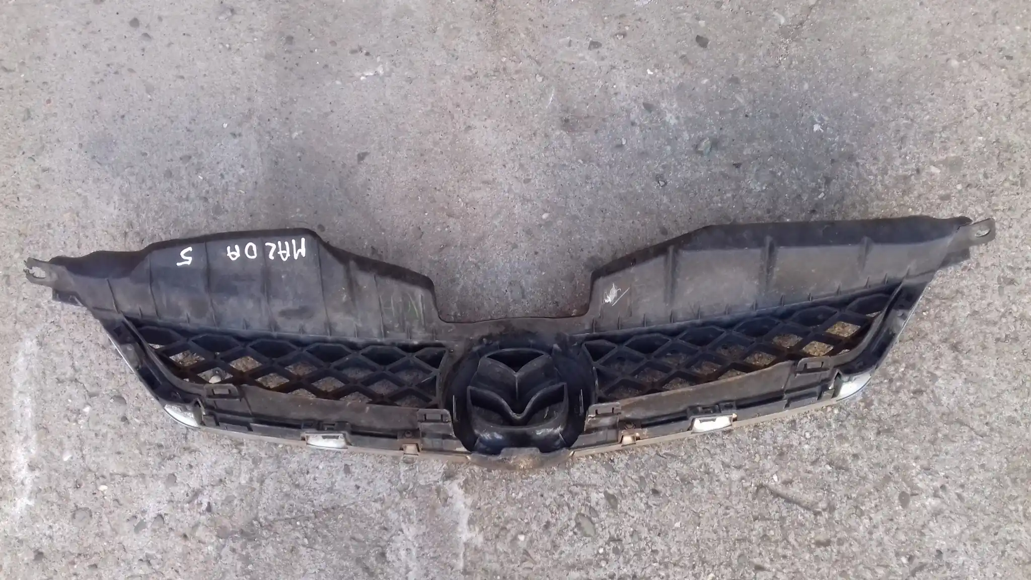 GRILL ATRAPA CHŁODNICY C23550711 MAZDA 5 I CR 05-07