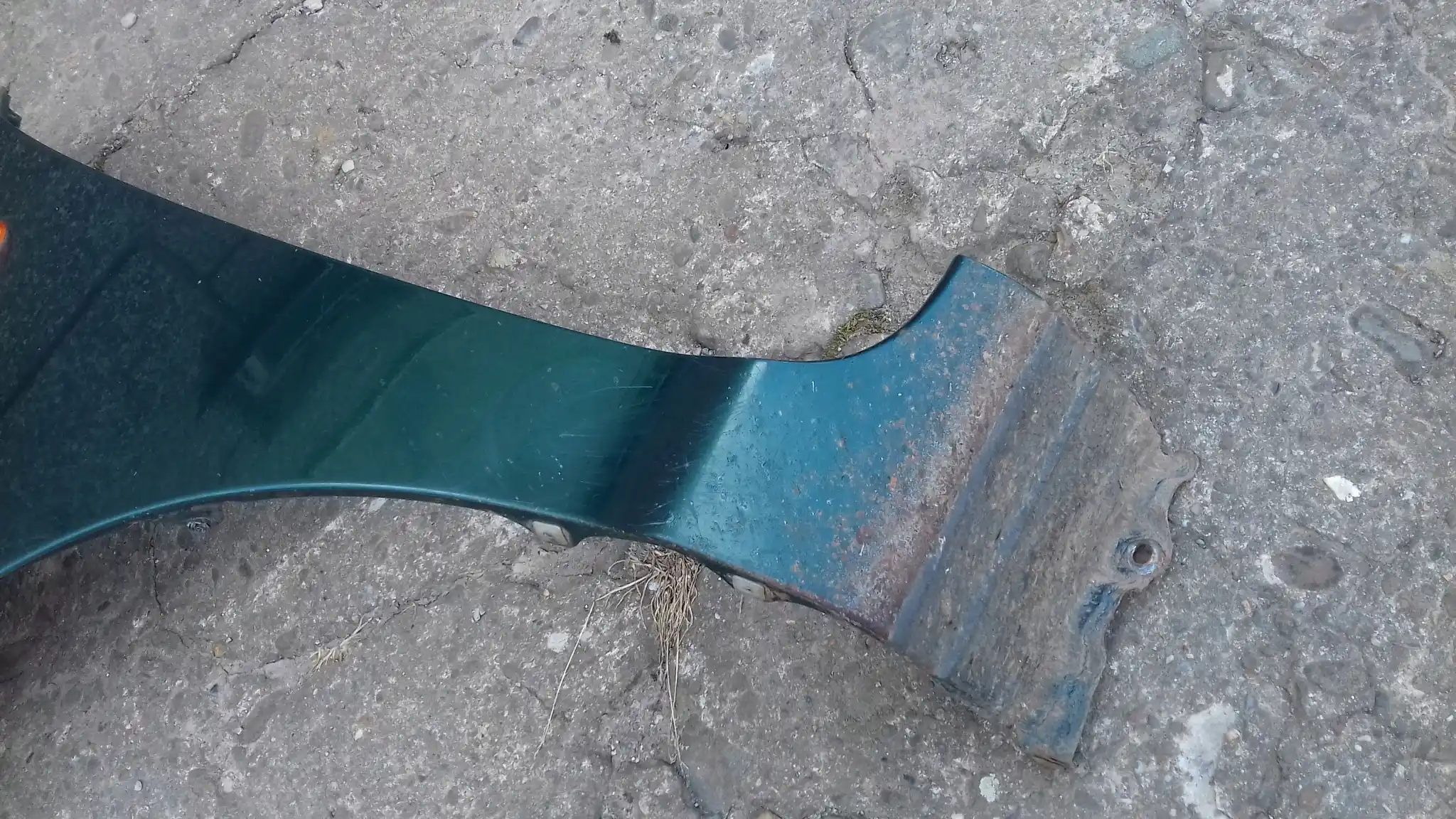 BŁOTNIK LEWY PRZÓD PRZEDNI HONDA CIVIC VII 5D HB 00-04 G95P