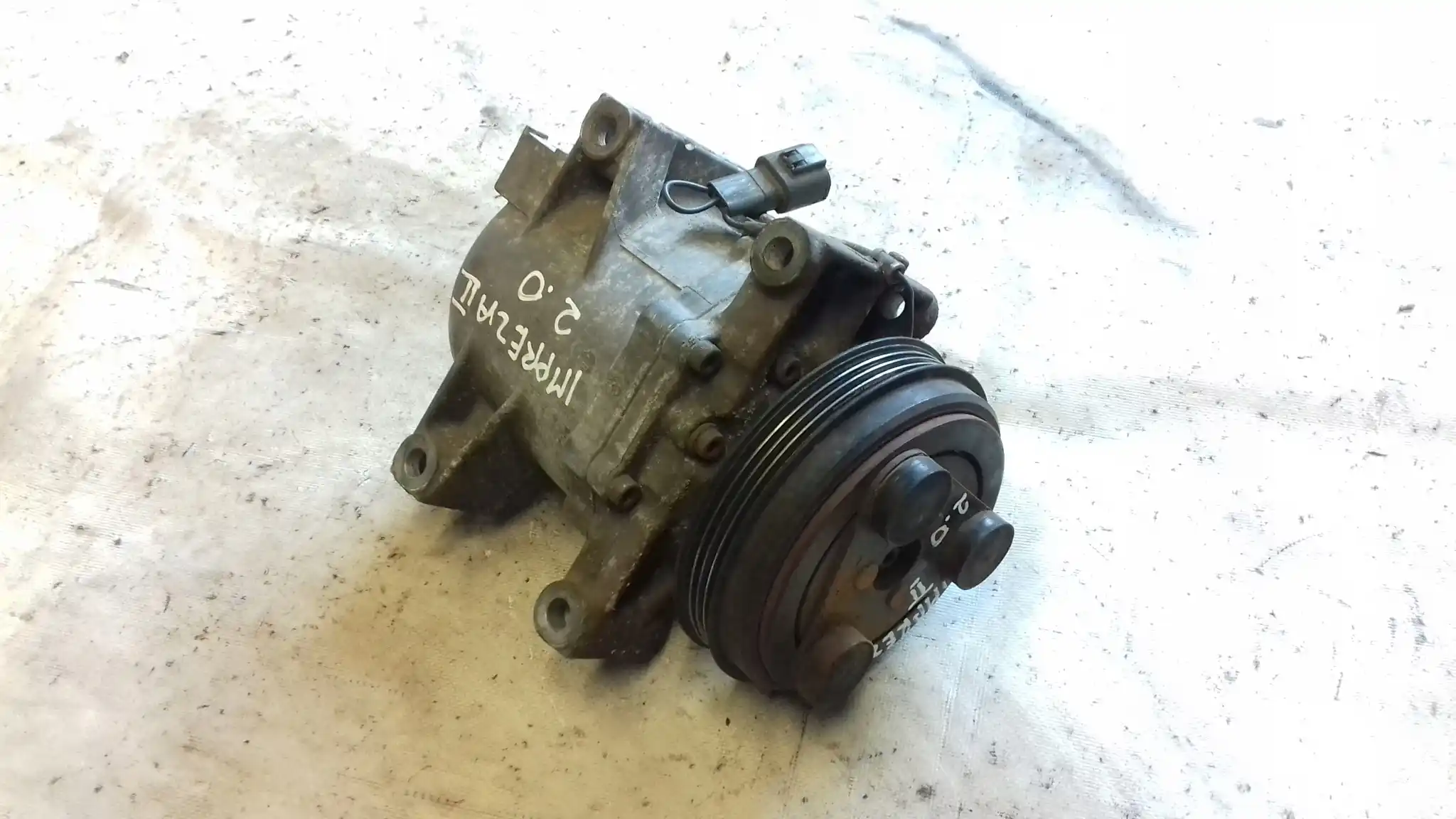 SPRĘŻARKA KLIMATYZACJI 73111FE020 SUBARU IMPREZA II 2.0 16V 00-