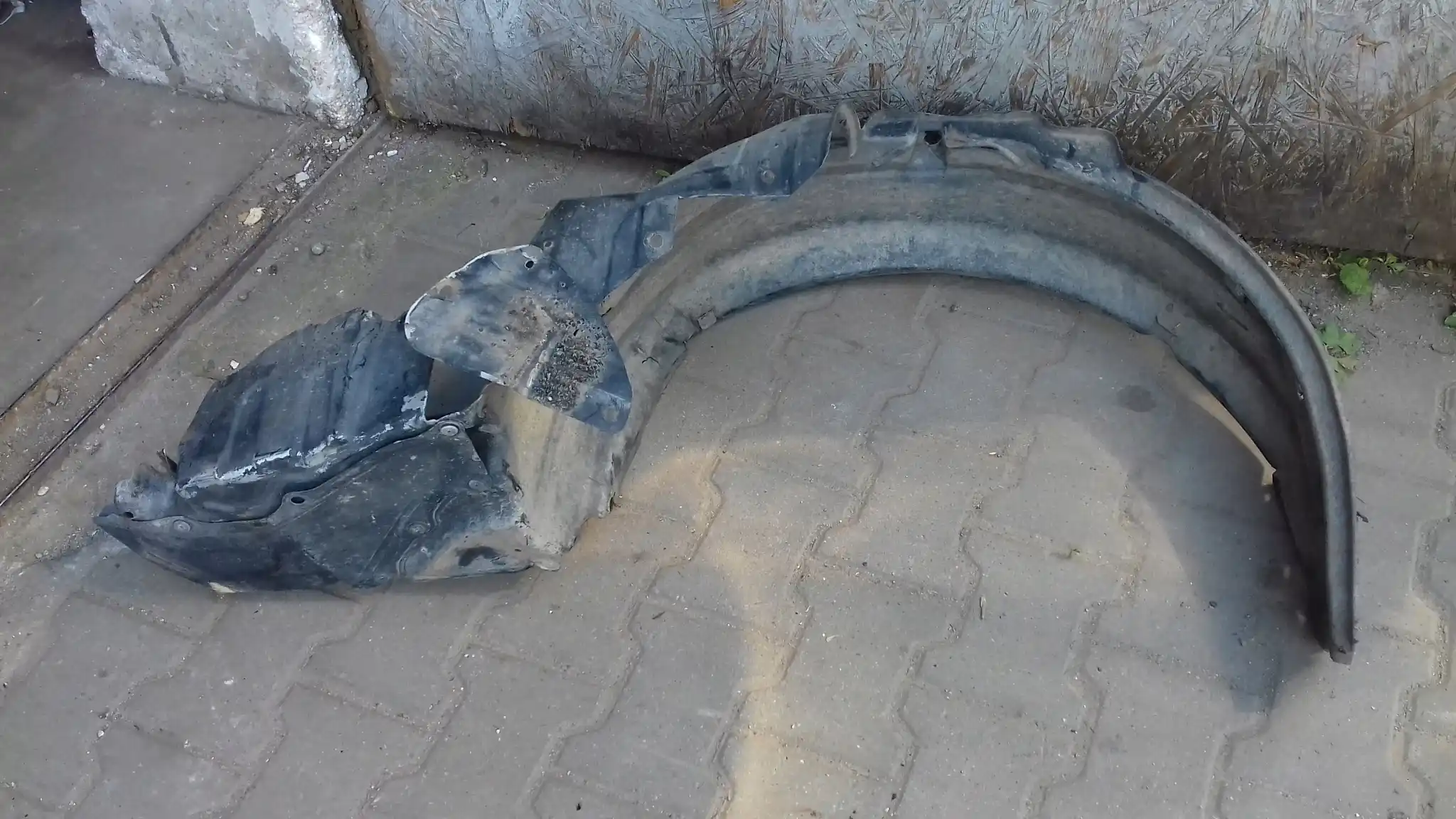 NADKOLE PRAWY PRZÓD 59110FE000 SUBARU IMPREZA II KOMBI 00-
