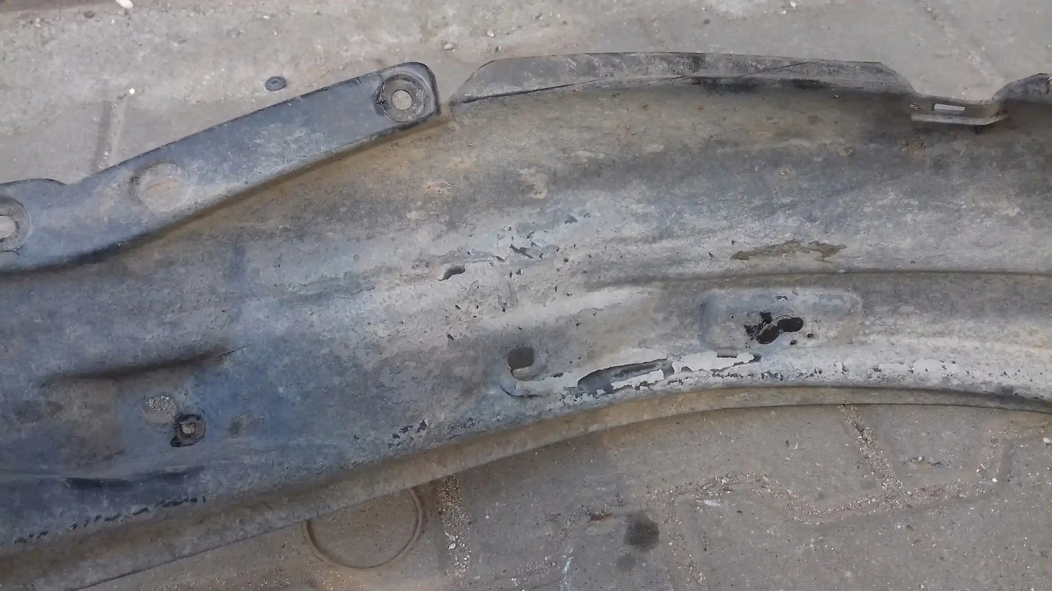 NADKOLE PRAWY PRZÓD 59110FE000 SUBARU IMPREZA II KOMBI 00-