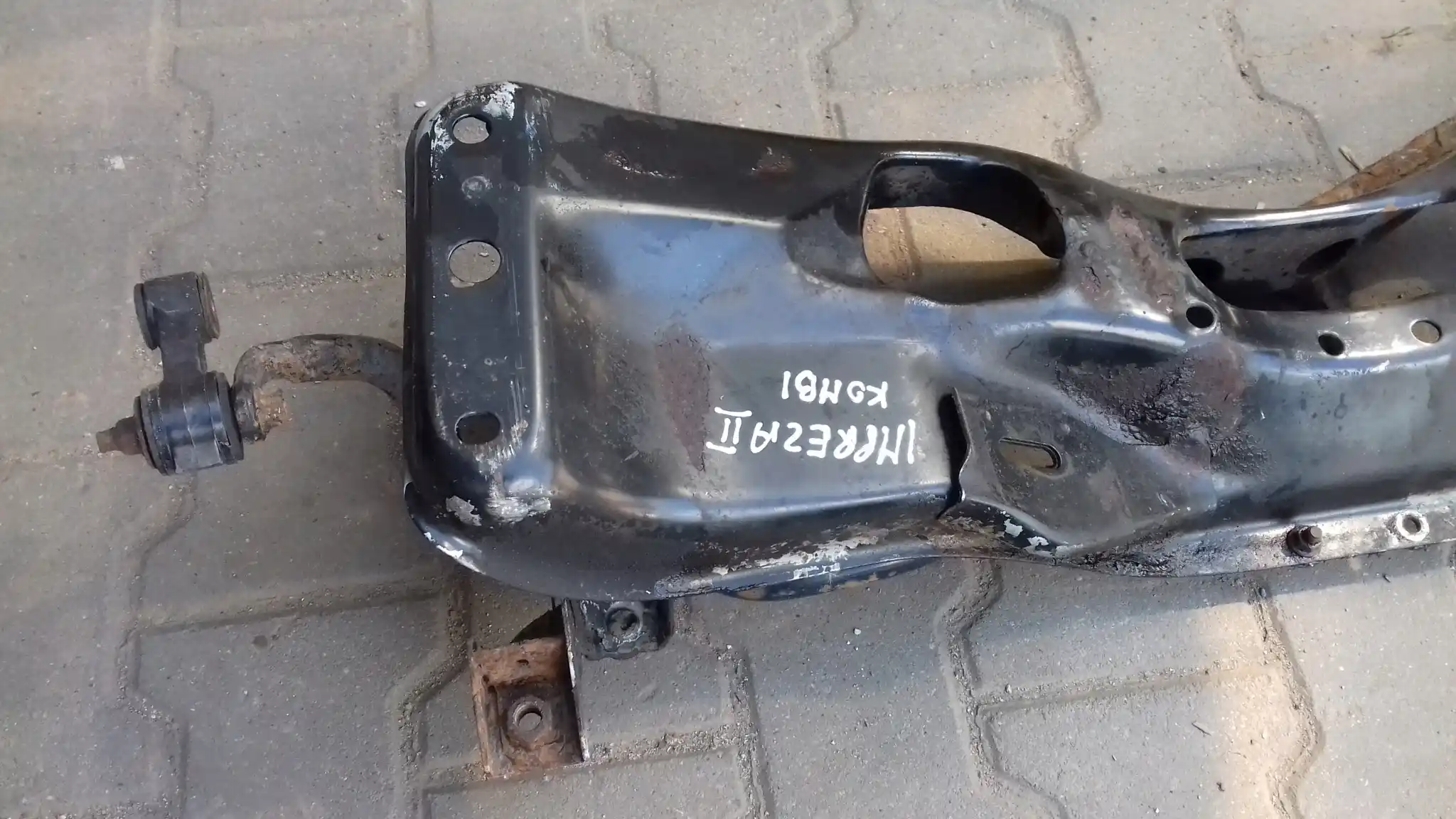 SANKI KOŁYSKA WÓZEK PRZÓD SUBARU IMPREZA II KOMBI 00-