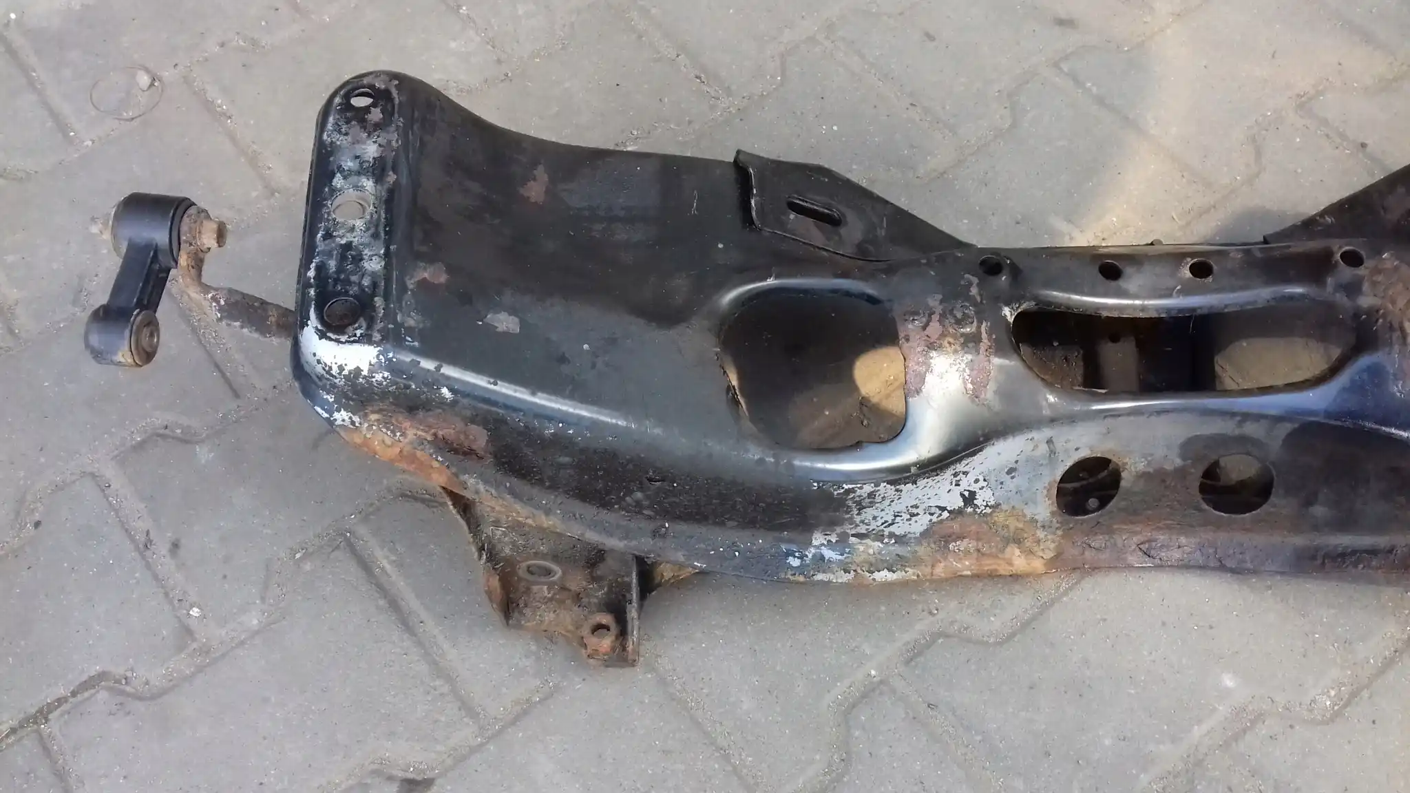 SANKI KOŁYSKA WÓZEK PRZÓD SUBARU IMPREZA II KOMBI 00-