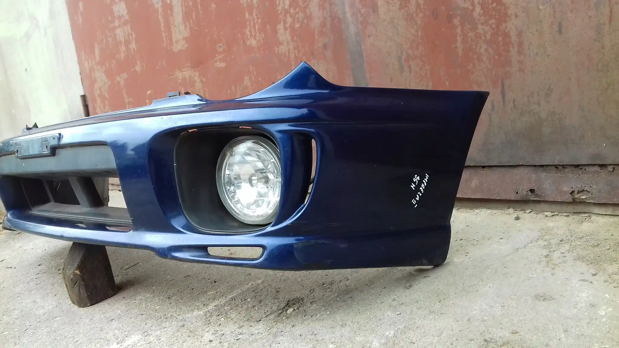 ZDERZAK PRZÓD PRZEDNI HALOGENY SUBARU IMPREZA II KOMBI 00- 95H