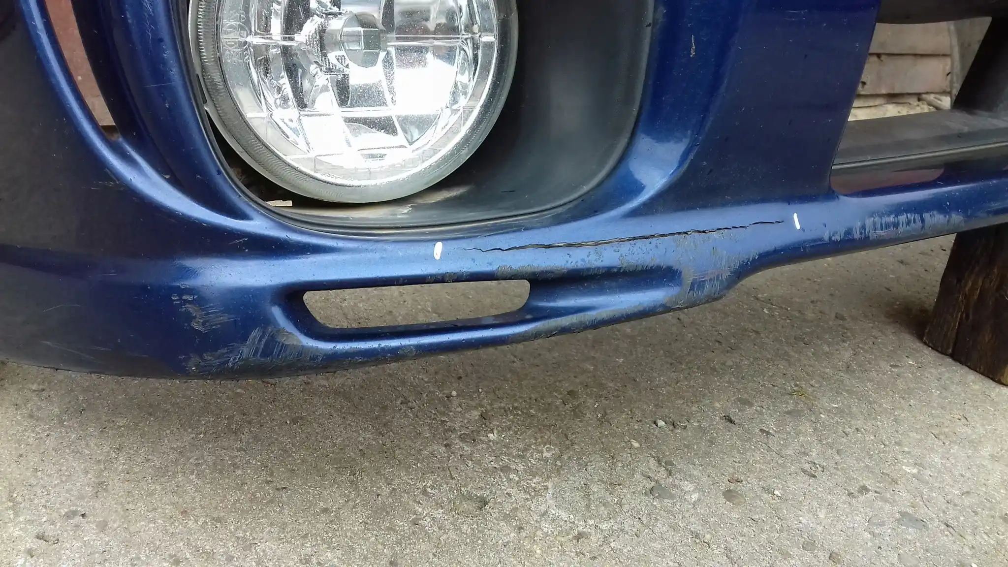ZDERZAK PRZÓD PRZEDNI HALOGENY SUBARU IMPREZA II KOMBI 00- 95H