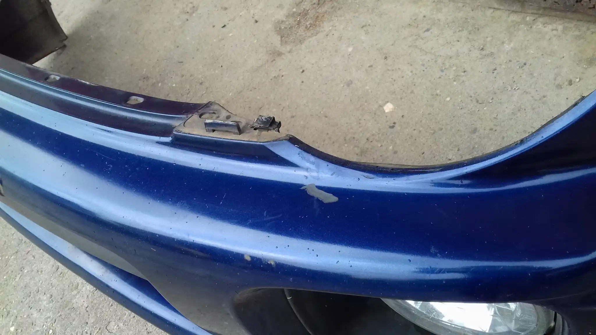 ZDERZAK PRZÓD PRZEDNI HALOGENY SUBARU IMPREZA II KOMBI 00- 95H
