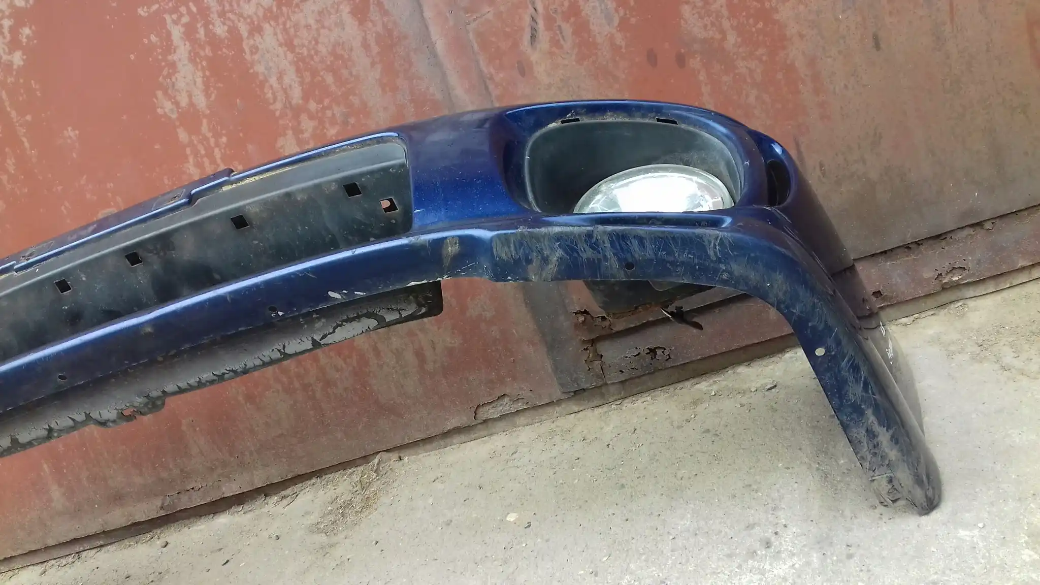 ZDERZAK PRZÓD PRZEDNI HALOGENY SUBARU IMPREZA II KOMBI 00- 95H