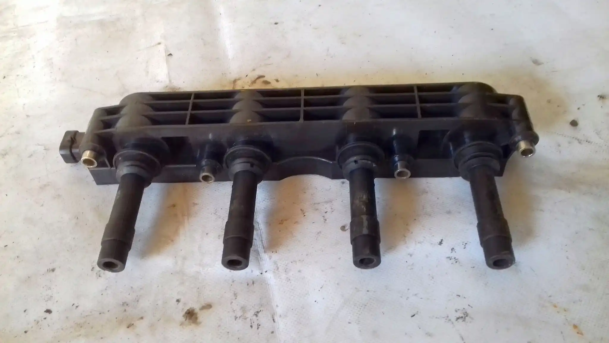 CEWKA ZAPŁONOWA OPEL VECTRA C SIGNUM 1.6 16V 02-