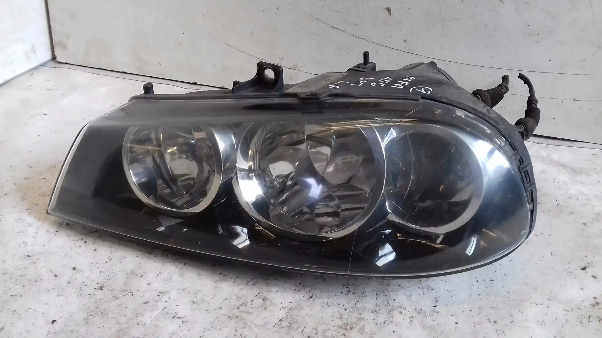 LAMPA LEWY PRZÓD PRZEDNIA 60695648 ALFA ROMEO 156 LIFT 03-06