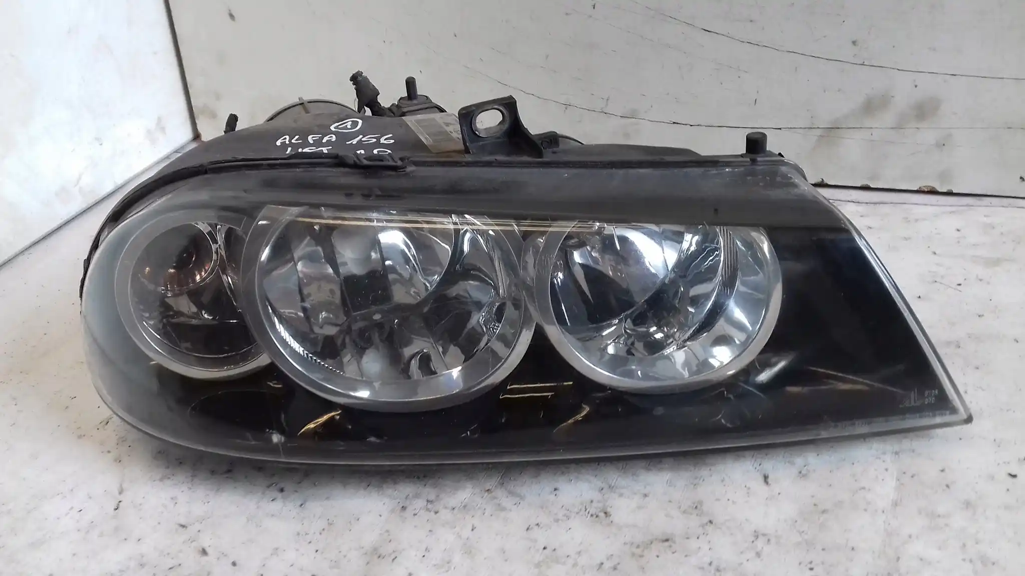 LAMPA PRAWY PRZÓD PRZEDNIA 60695647 ALFA ROMEO 156 LIFT 03-06