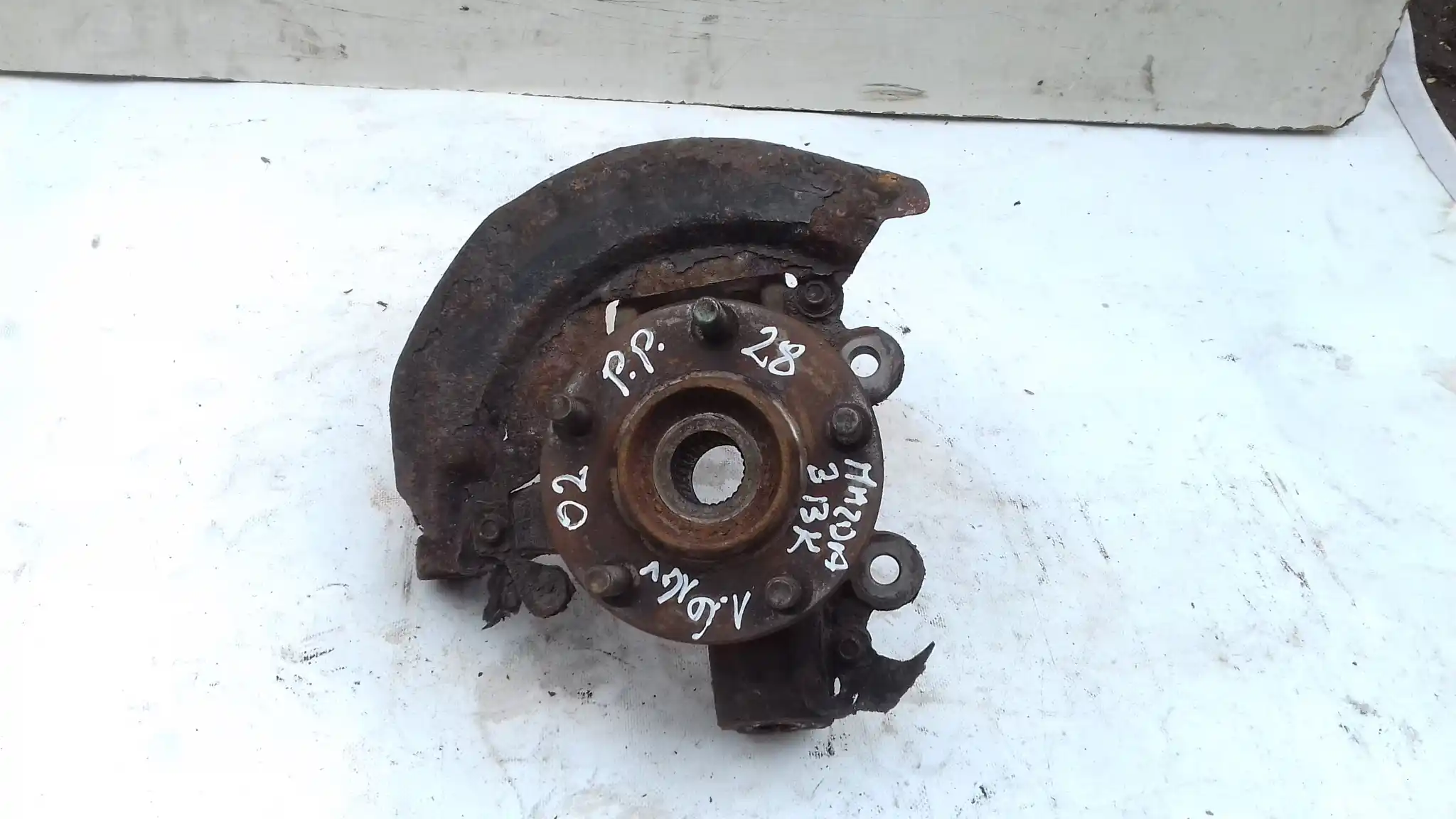 ZWROTNICA PRAWY PRZÓD PRZEDNIA 28 ZĘBÓW MAZDA 3 BK 1.6 16V 03-