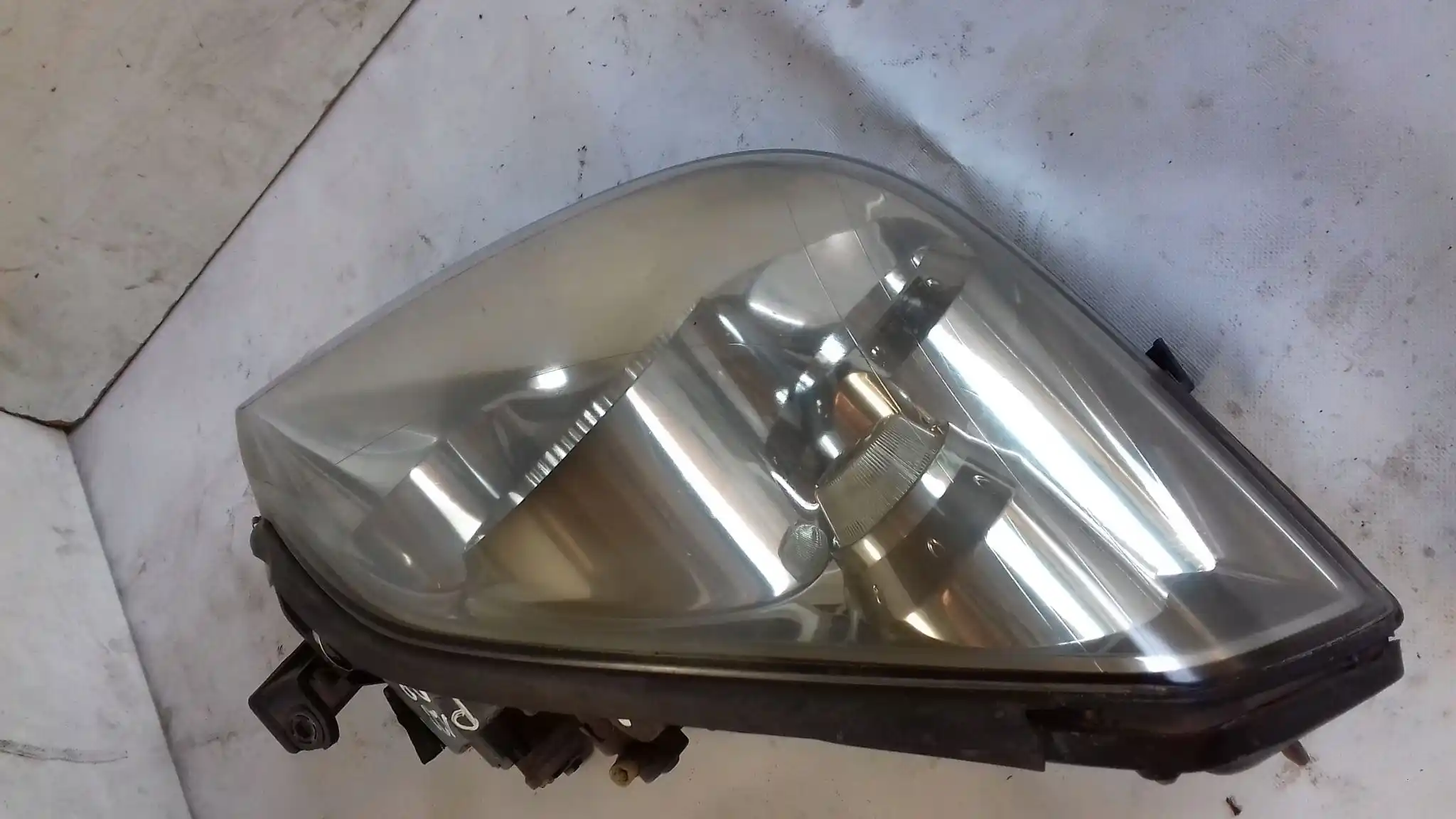 LAMPA PRAWY PRZÓD PRZEDNIA NISSAN PRIMERA P12 02-07