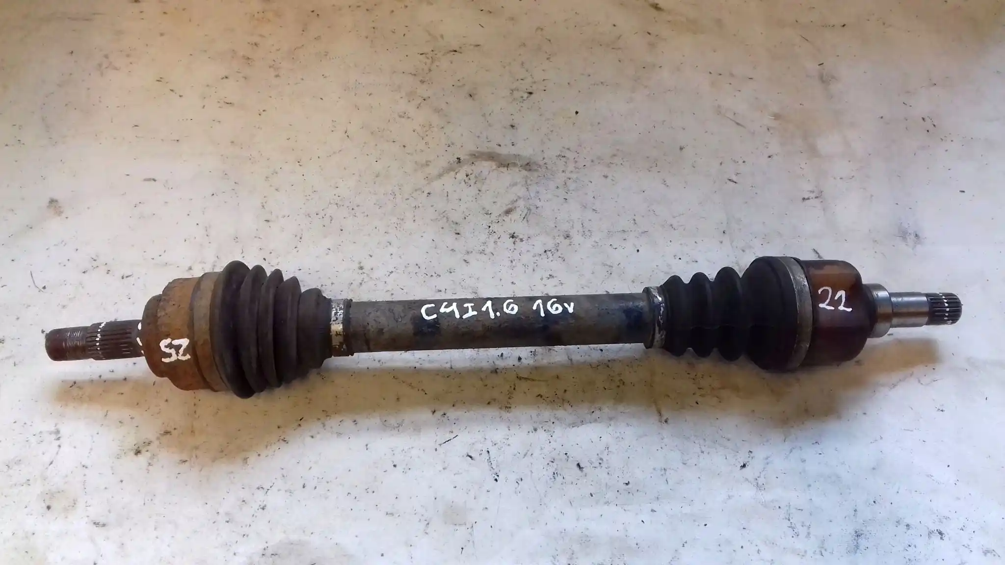 PÓŁOŚ LEWA KRÓTKA CITROEN C4 I 1.6 16V 04-