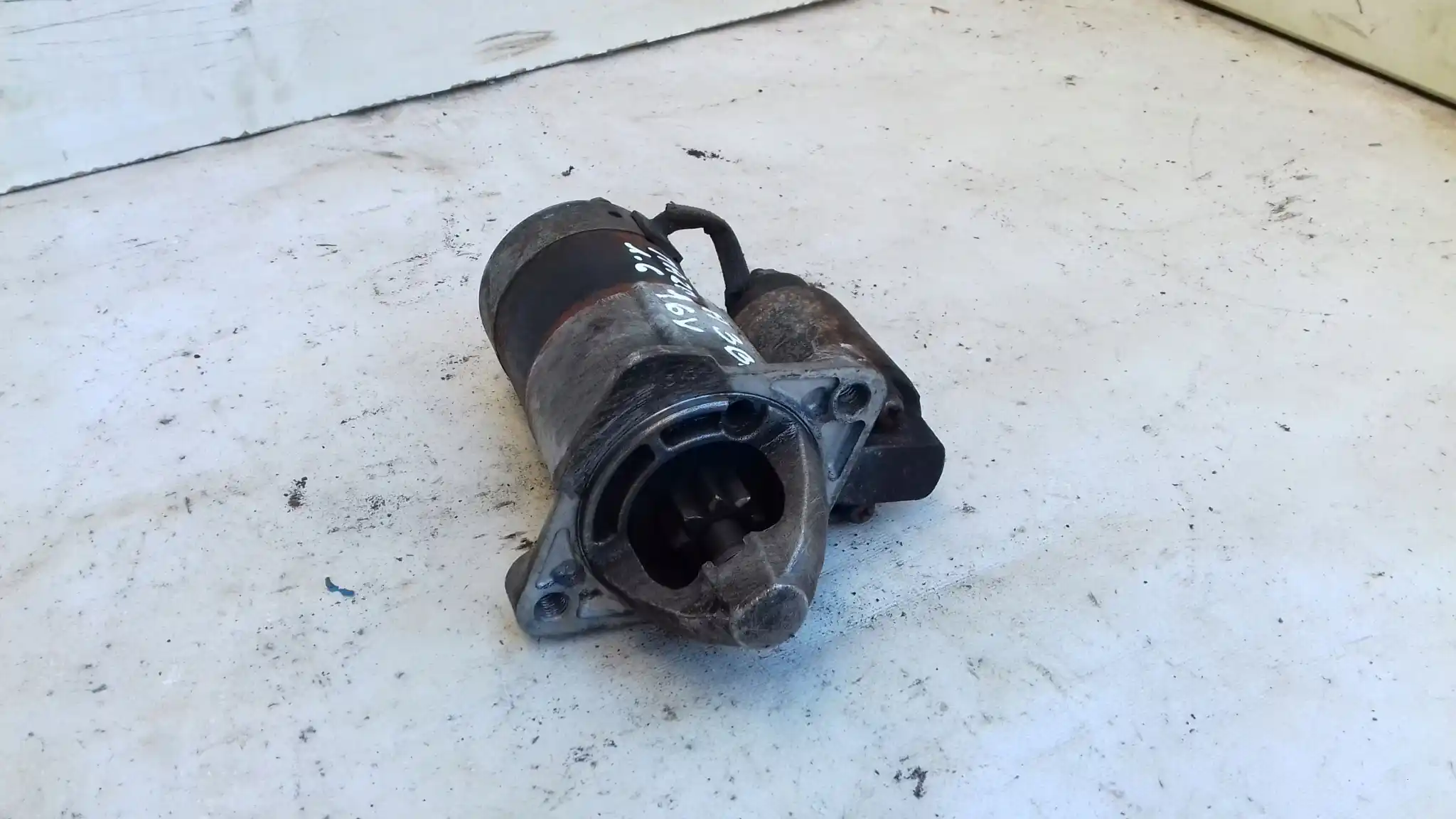 ROZRUSZNIK ZJ01 M000T91381 MAZDA 3 BK 1.6 16V 03-
