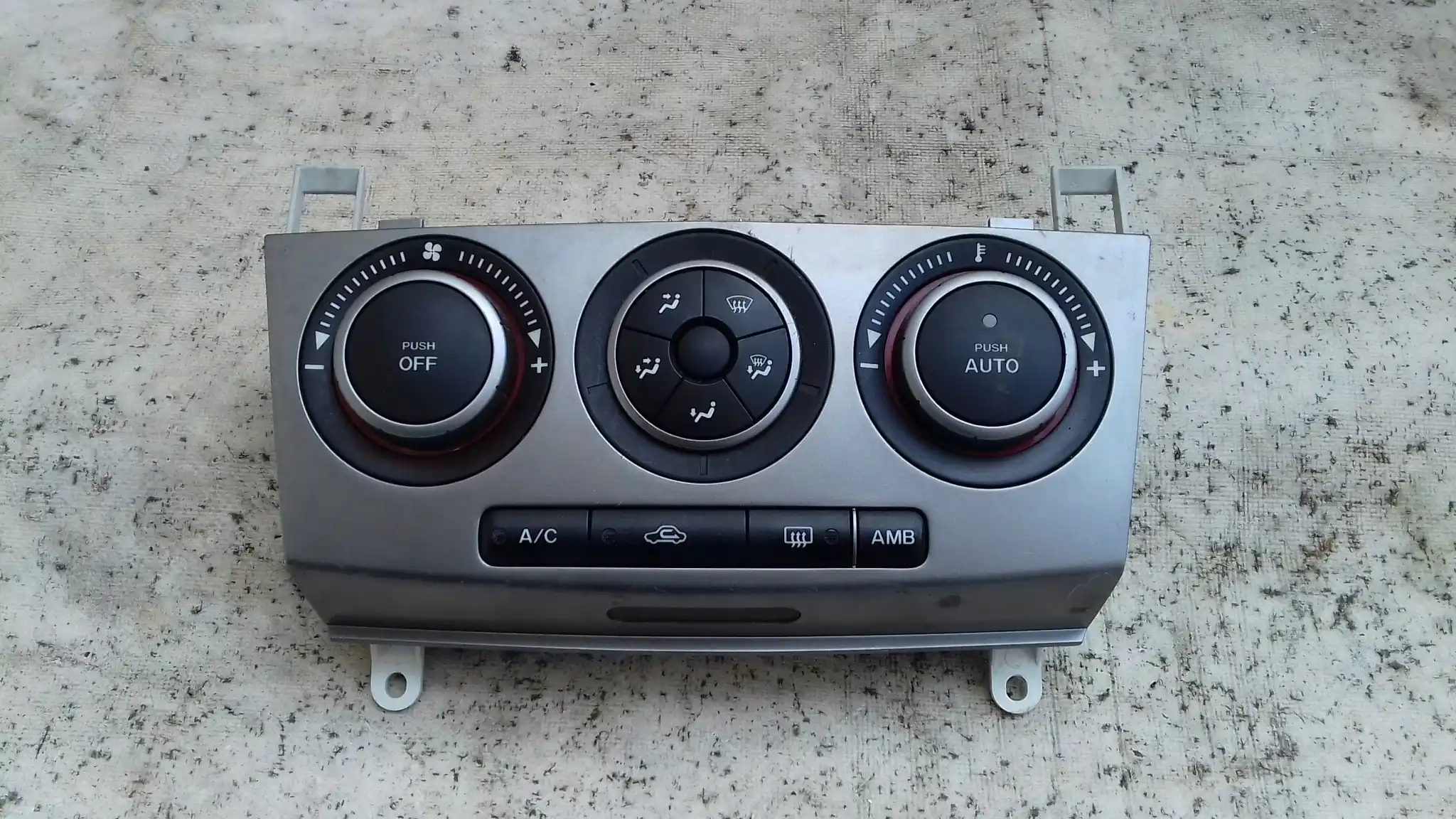 PANEL STEROWANIA NAWIEWU KLIMATYZACJI BS3L K1900BS3L MAZDA 3 BK 03-