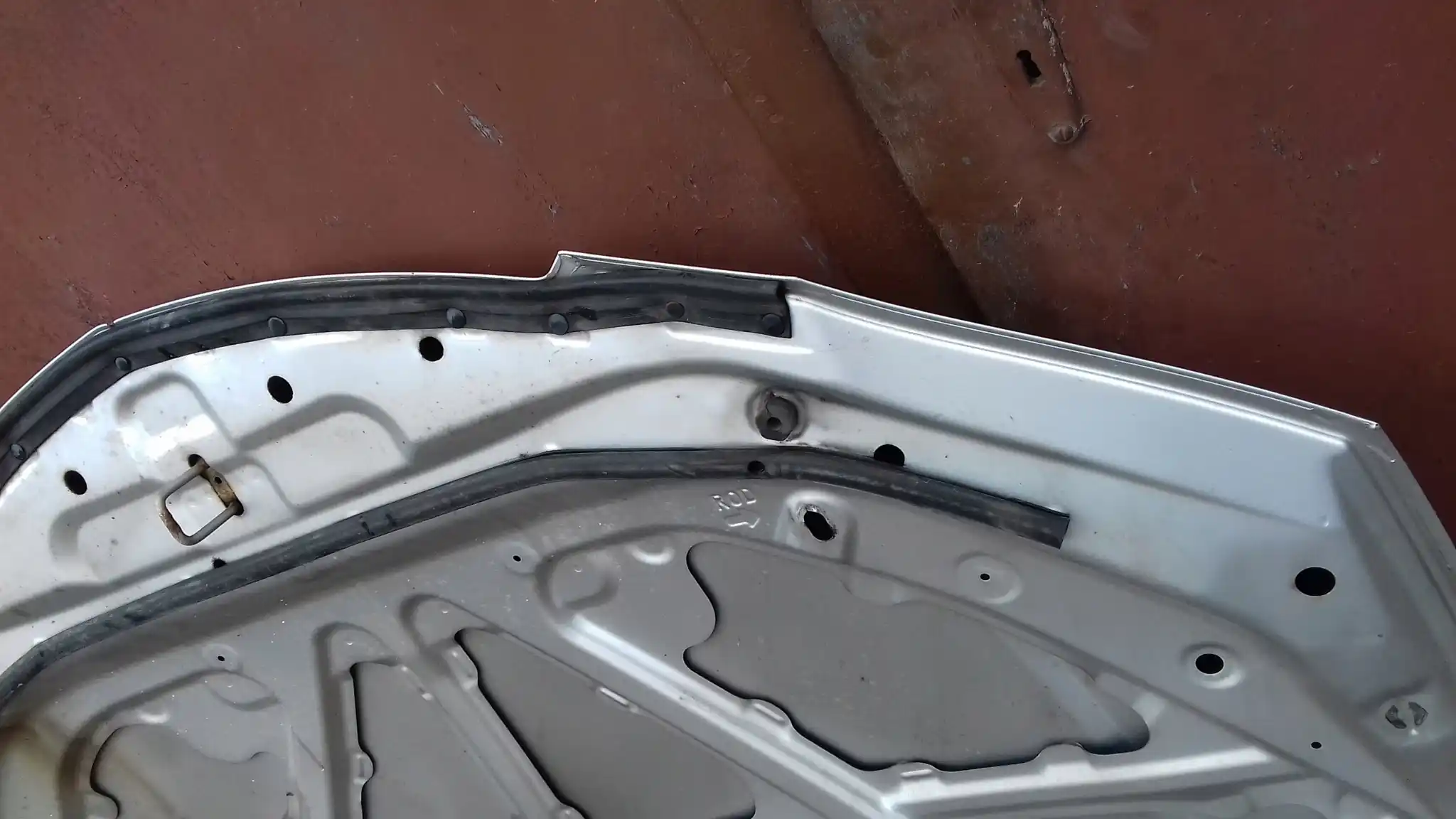 MASKA POKRYWA PRZÓD PRZEDNIA MAZDA 3 BK SEDAN 22V 04-