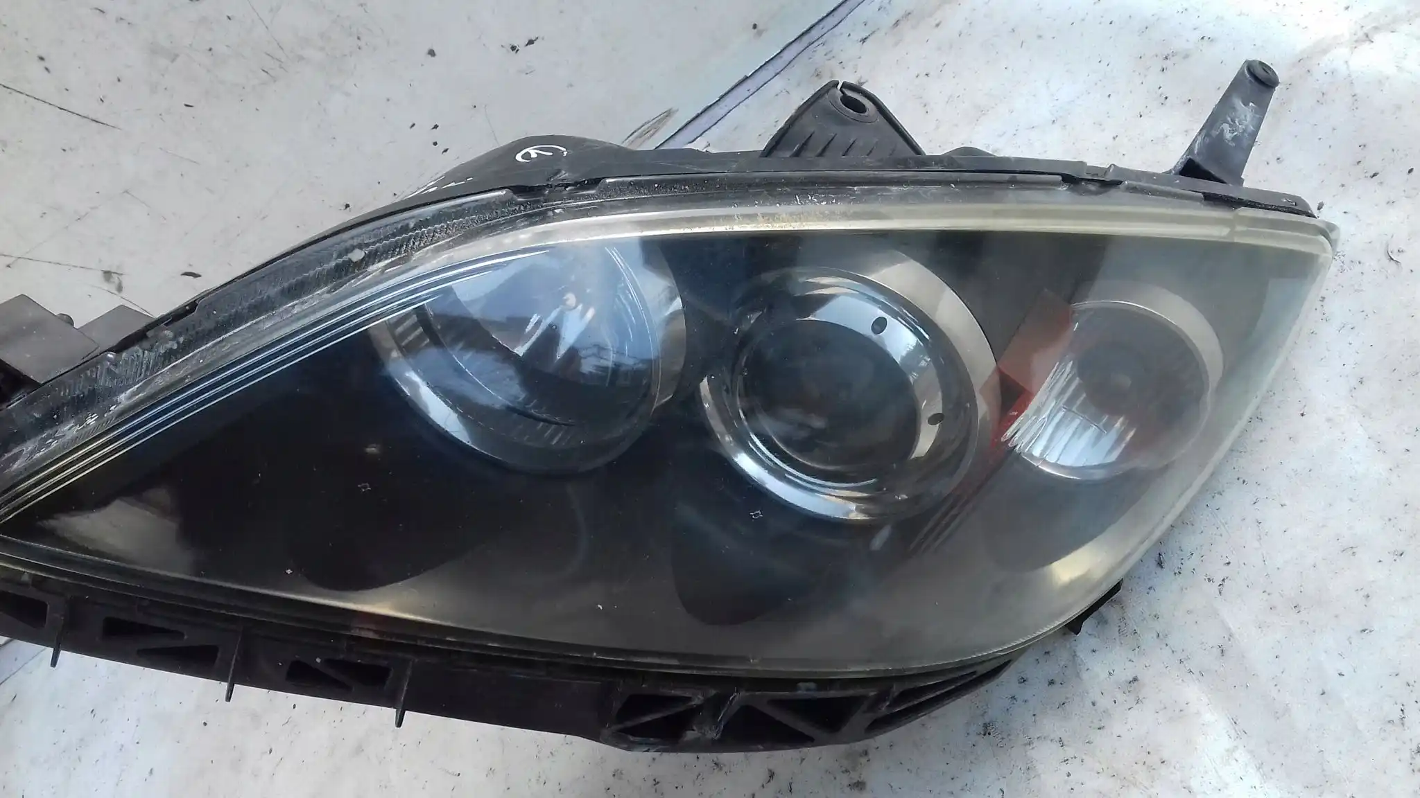 LAMPA LEWY PRZÓD PRZEDNIA MAZDA 3 BK HB HATCHBACK 03-