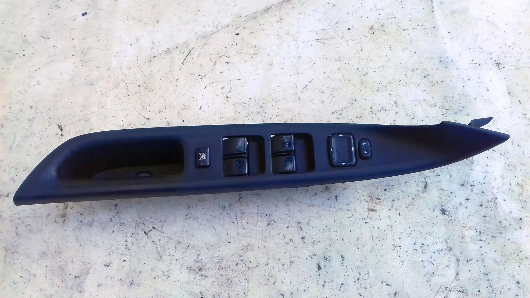 PANEL STEROWANIA SZYB LUSTEREK LEWY PRZÓD MAZDA 6 GG GY 02-
