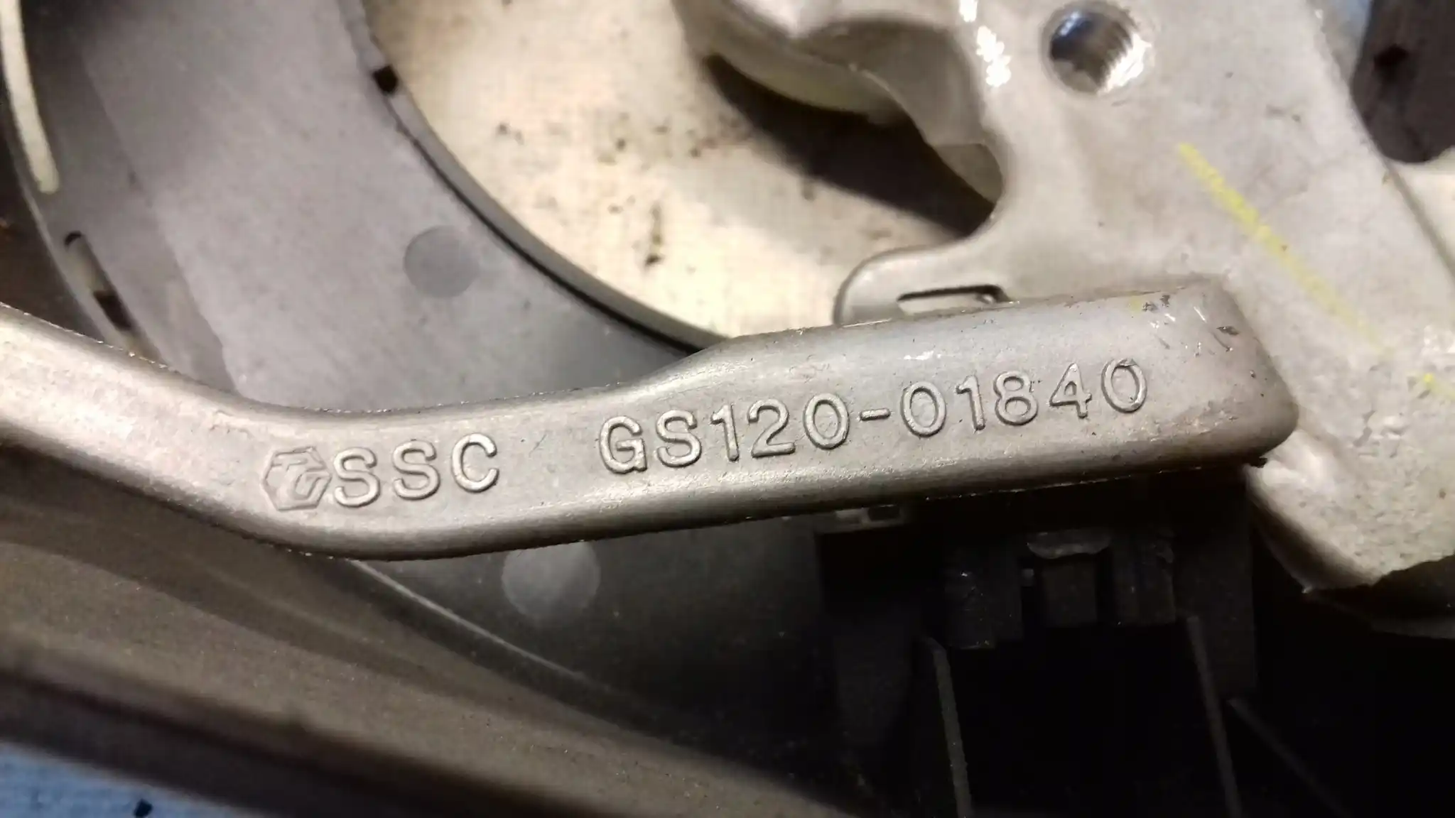 KIEROWNICA GS12001840 PEUGEOT 107 CITROEN C1 05-12