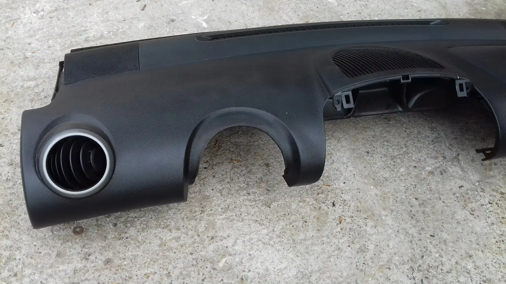 DESKA ROZDZIELCZA KONSOLA AIRBAG PASAŻERA PEUGEOT 107 05-12