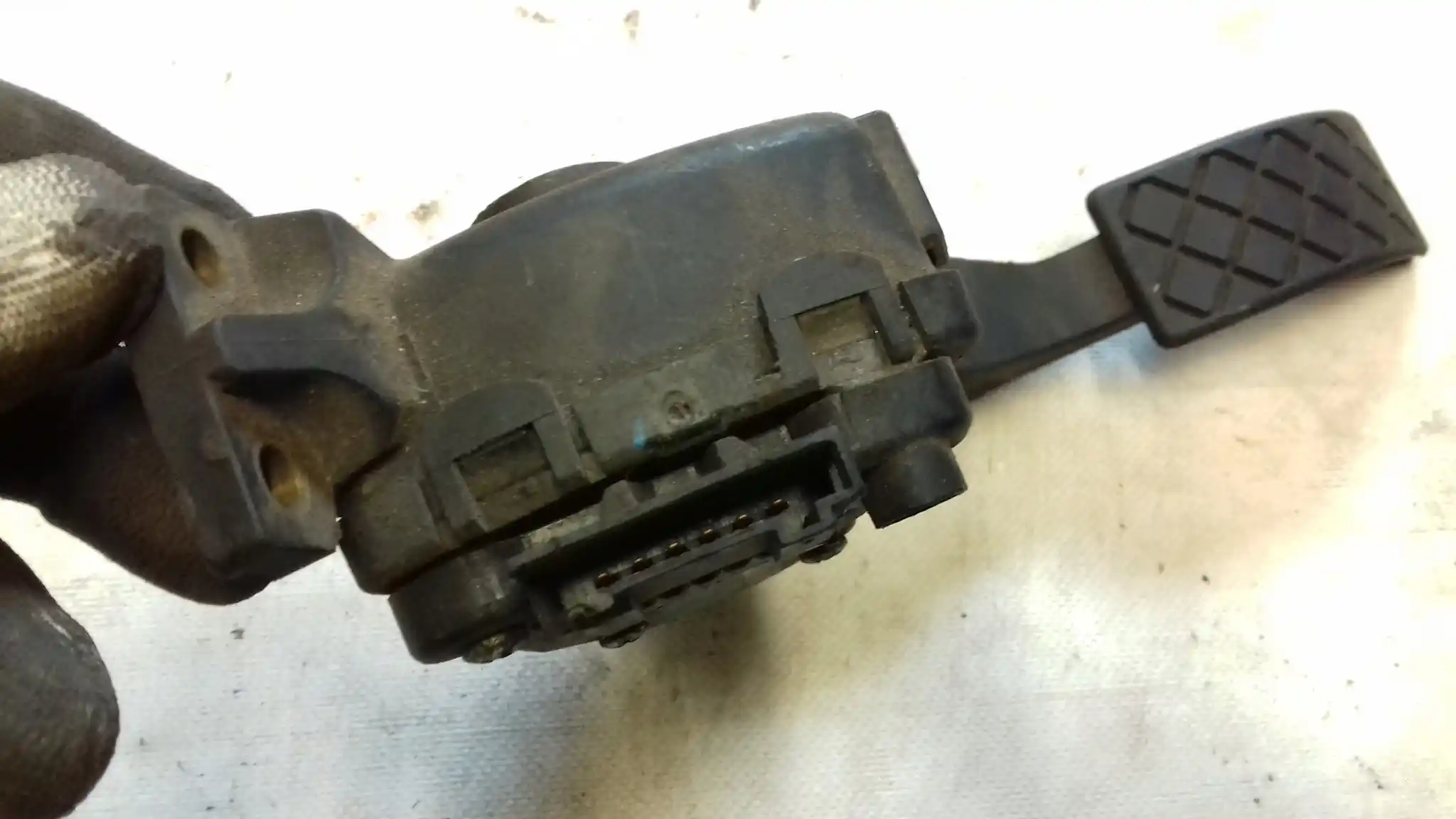 POTENCJOMETR PEDAŁ GAZU IJI721503J VW GOLF VI 4 1.4 16V