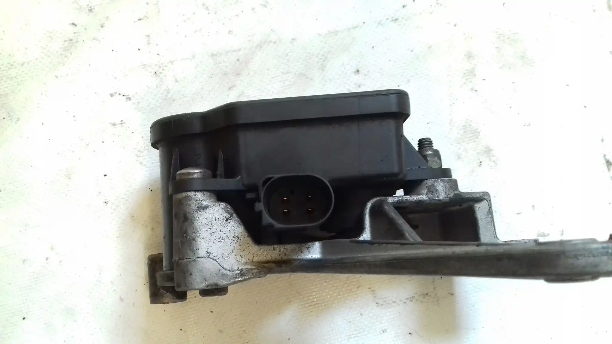 NASTAWNIK KLAP KOLEKTORA SSĄCEGO 55206457 SAAB 93 9-3 II 1.9 TiD 02-