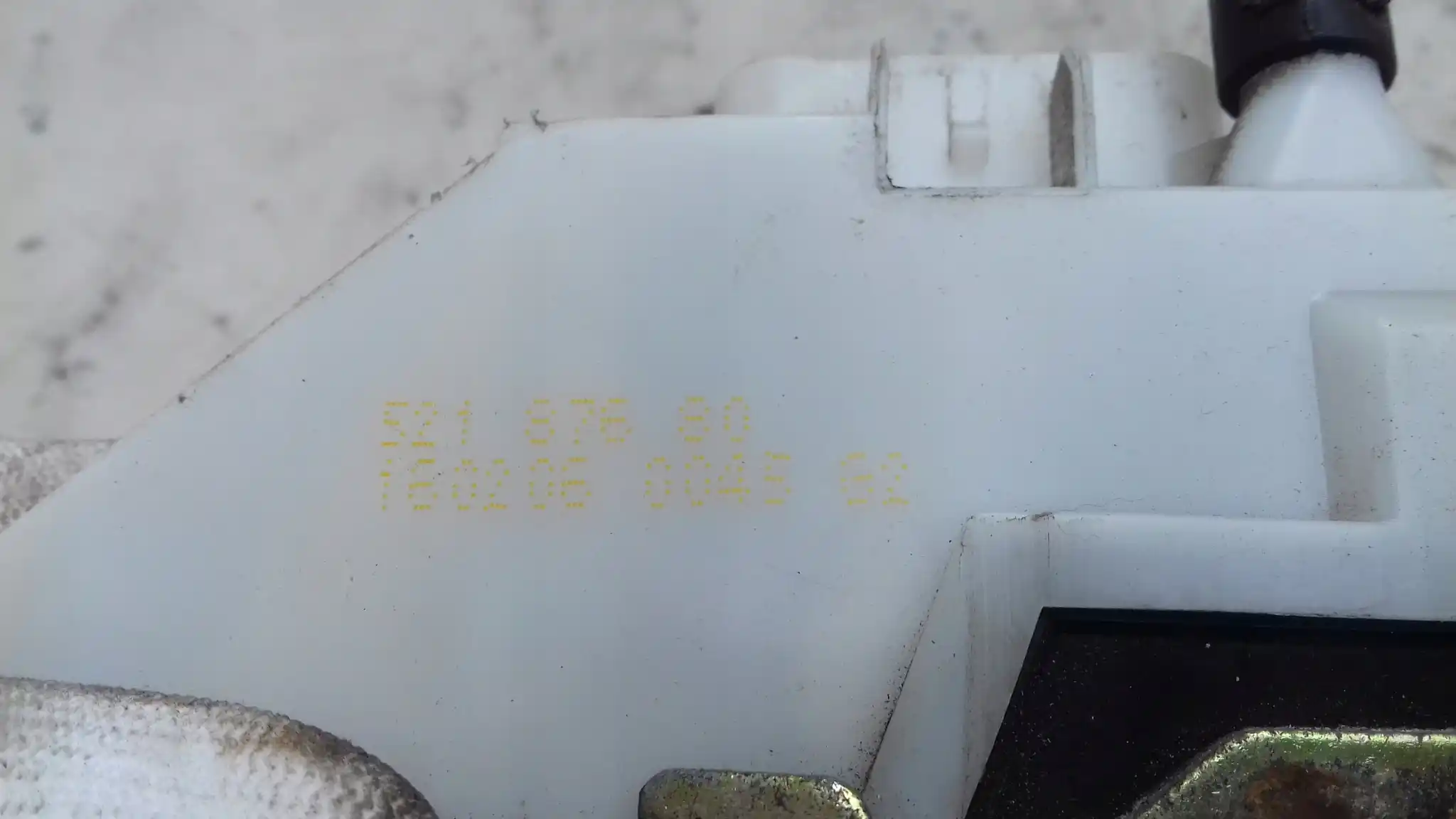 ZAMEK DRZWI LEWY PRZÓD 52187680 5 PIN CITROEN C2 03-
