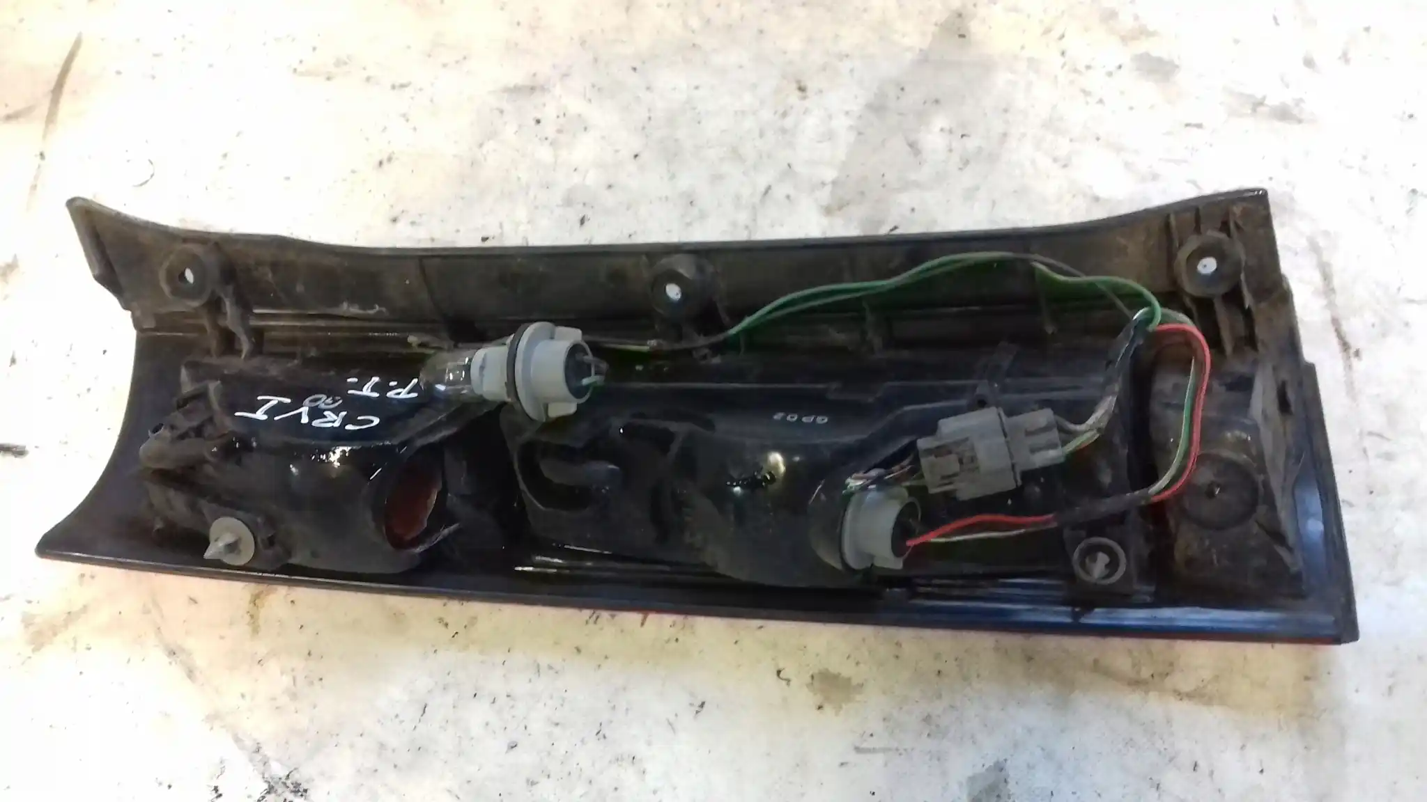LAMPA PRAWY TYŁ TYLNA HONDA CRV CR-V I 95-
