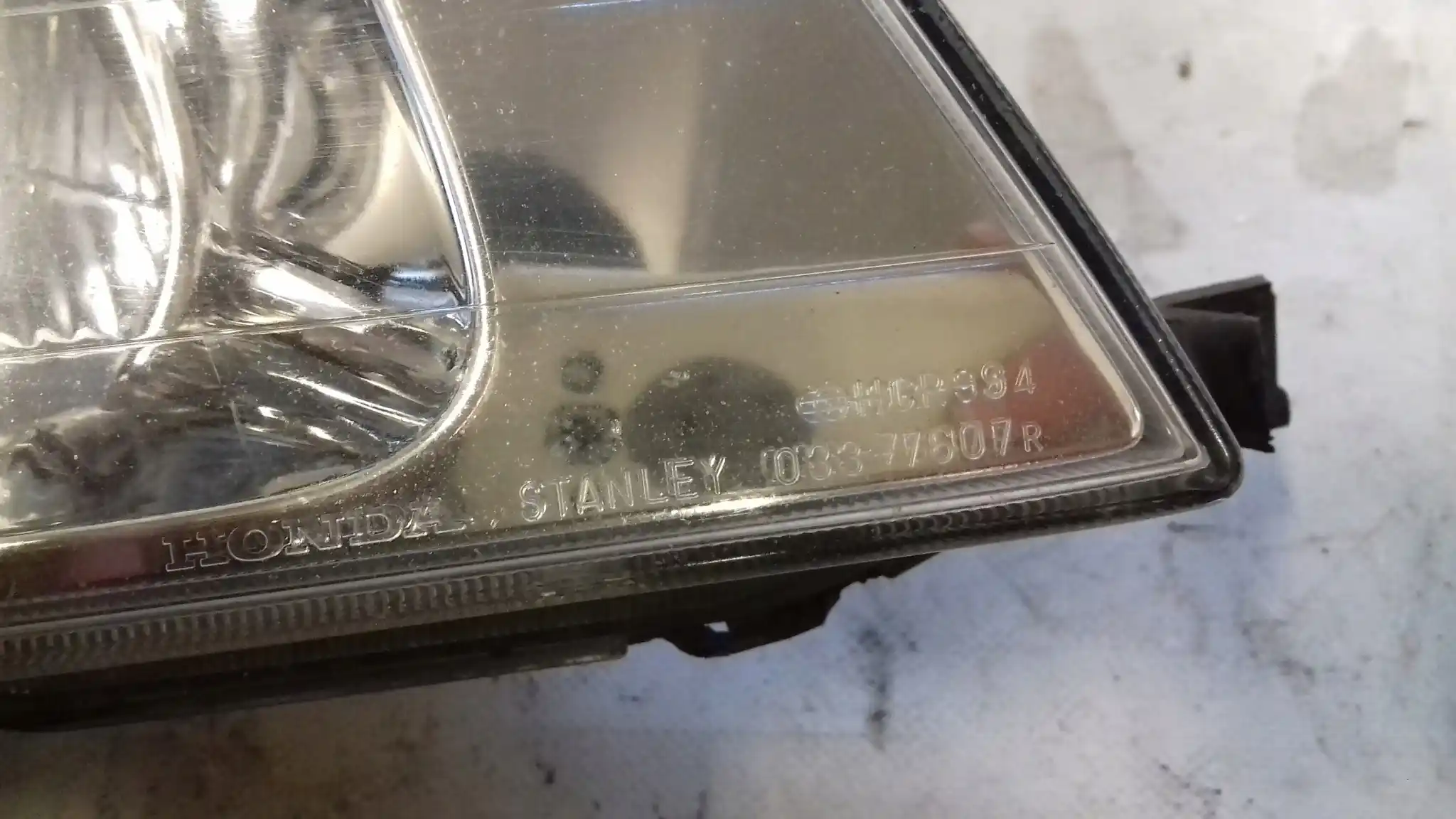 LAMPA PRAWY PRZÓD PRZEDNIA HONDA CRV CR-V I 95-