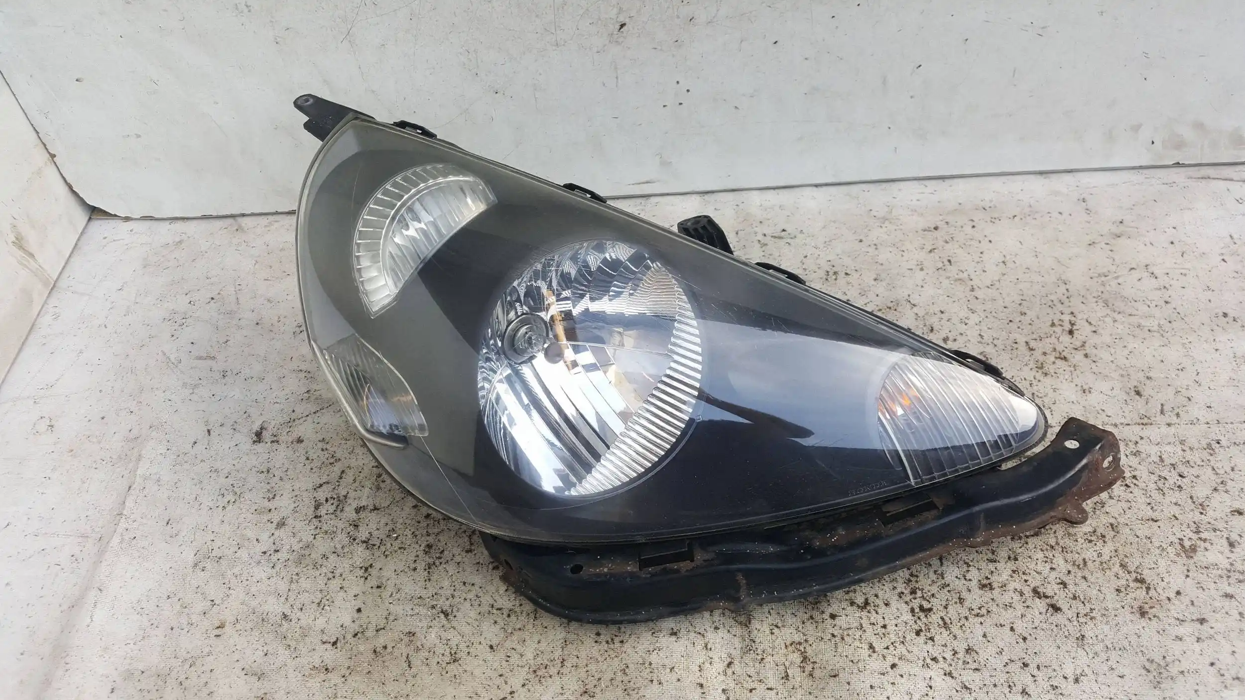 LAMPA PRAWY PRZÓD PRZEDNIA HONDA JAZZ II 02-