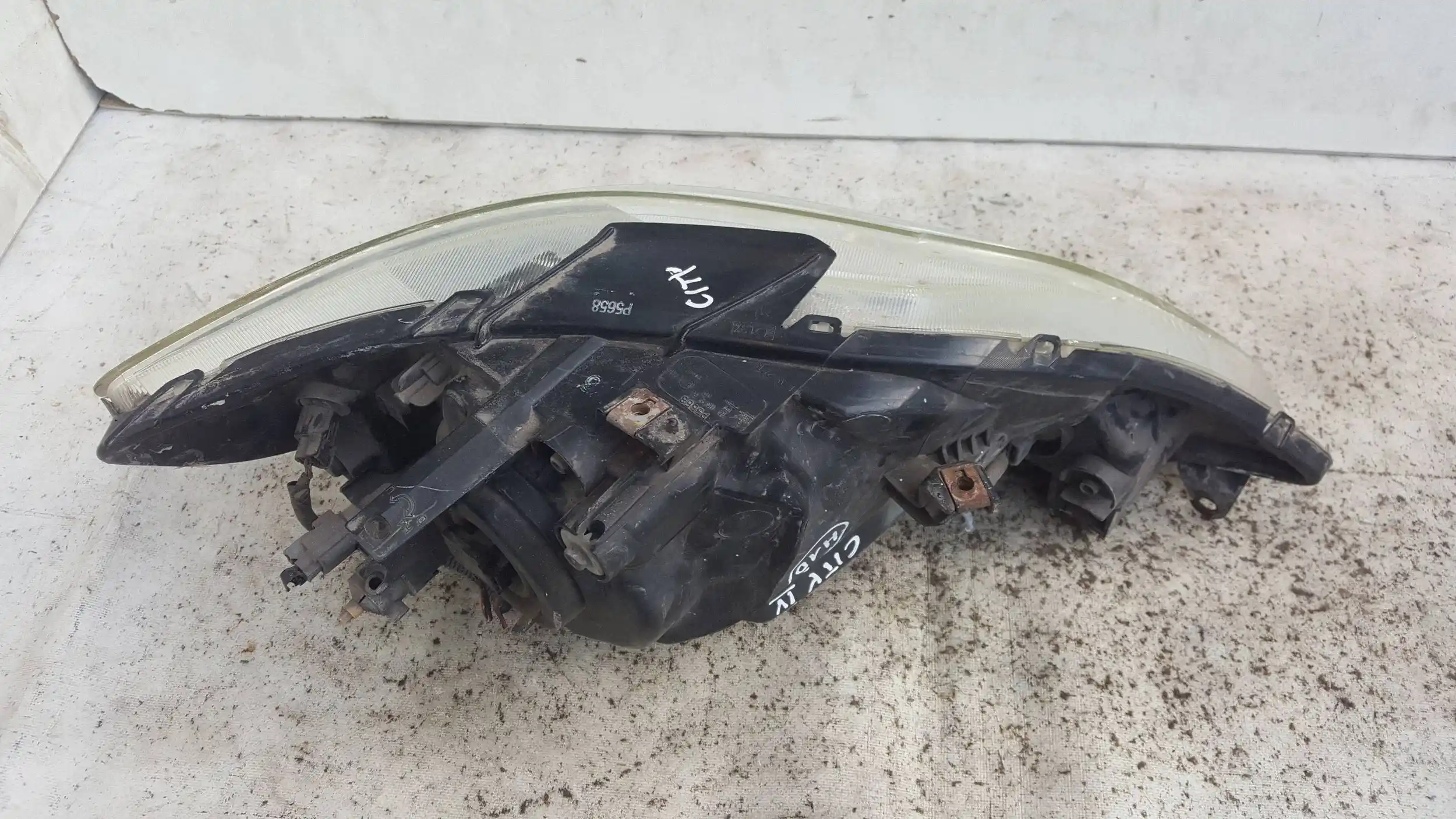 LAMPA LEWY PRZÓD PRZEDNIA HONDA CITY IV LIFT 05-