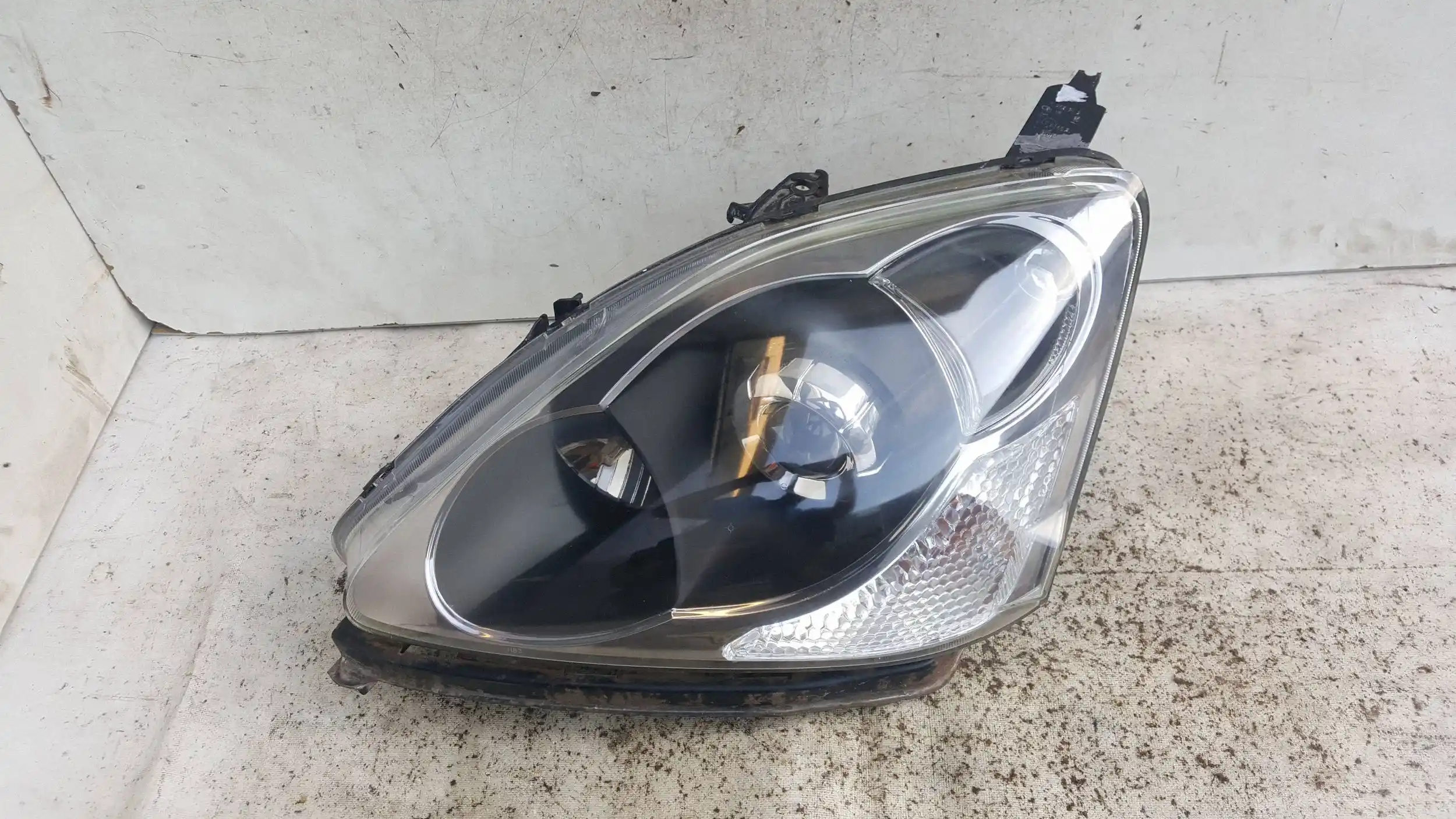 LAMPA LEWY PRZÓD PRZEDNIA HONDA CIVIC VII LIFT HB 04-06