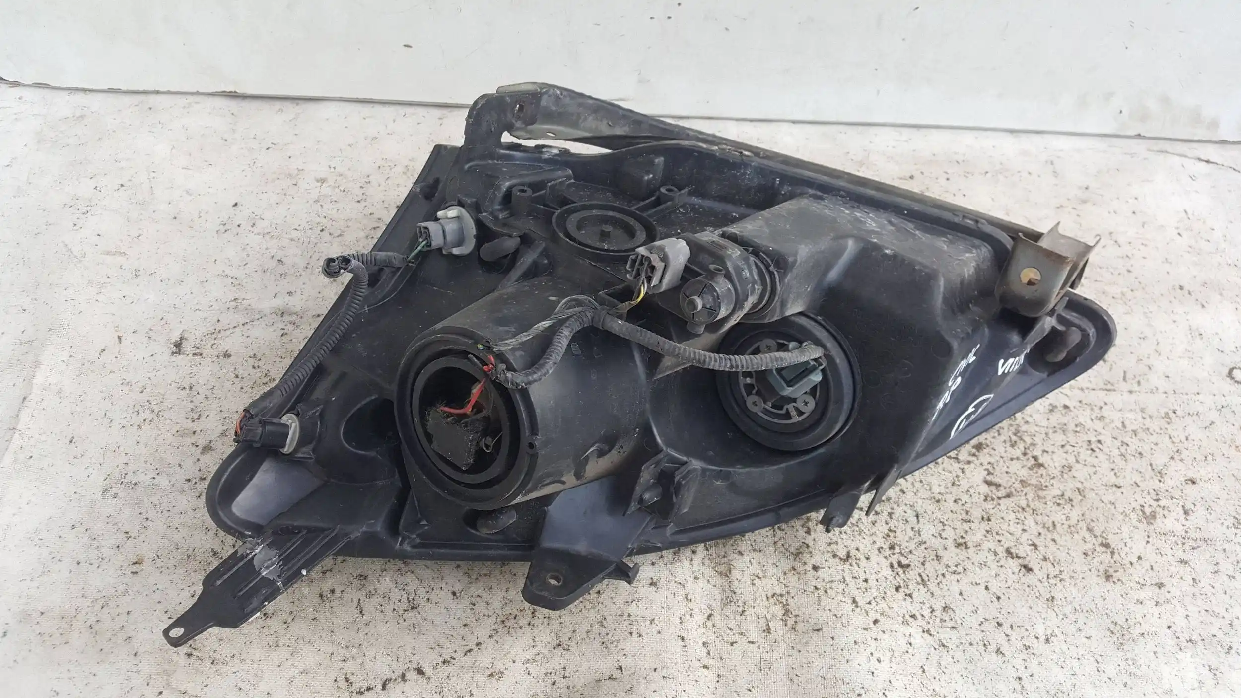 LAMPA PRAWY PRZÓD PRZEDNIA HONDA CIVIC VII LIFT HB 04-06