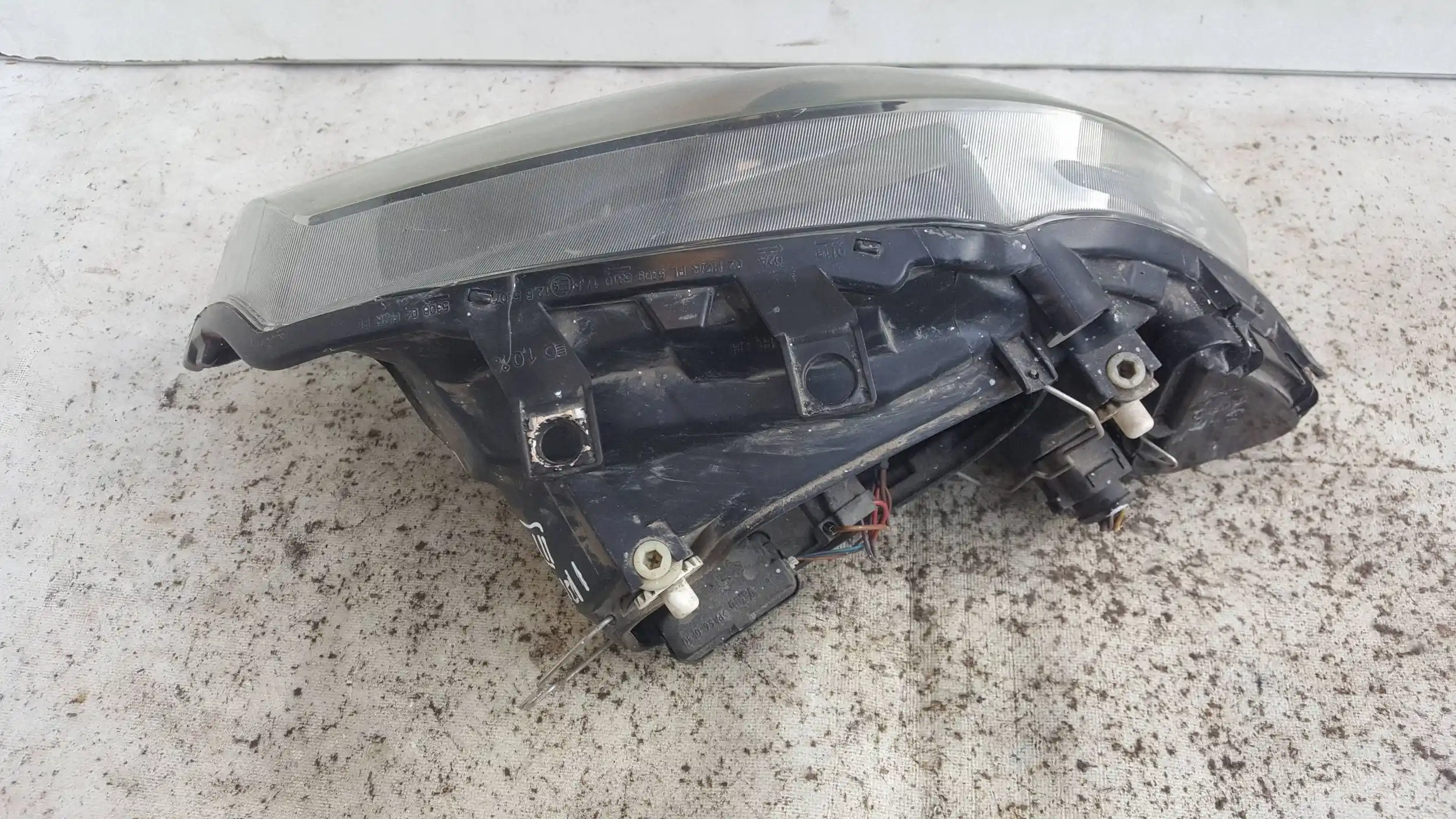 LAMPA PRAWY PRZÓD 6L1941022A SEAT IBIZA III 6L1 CORDOBA II 6L2 02-05