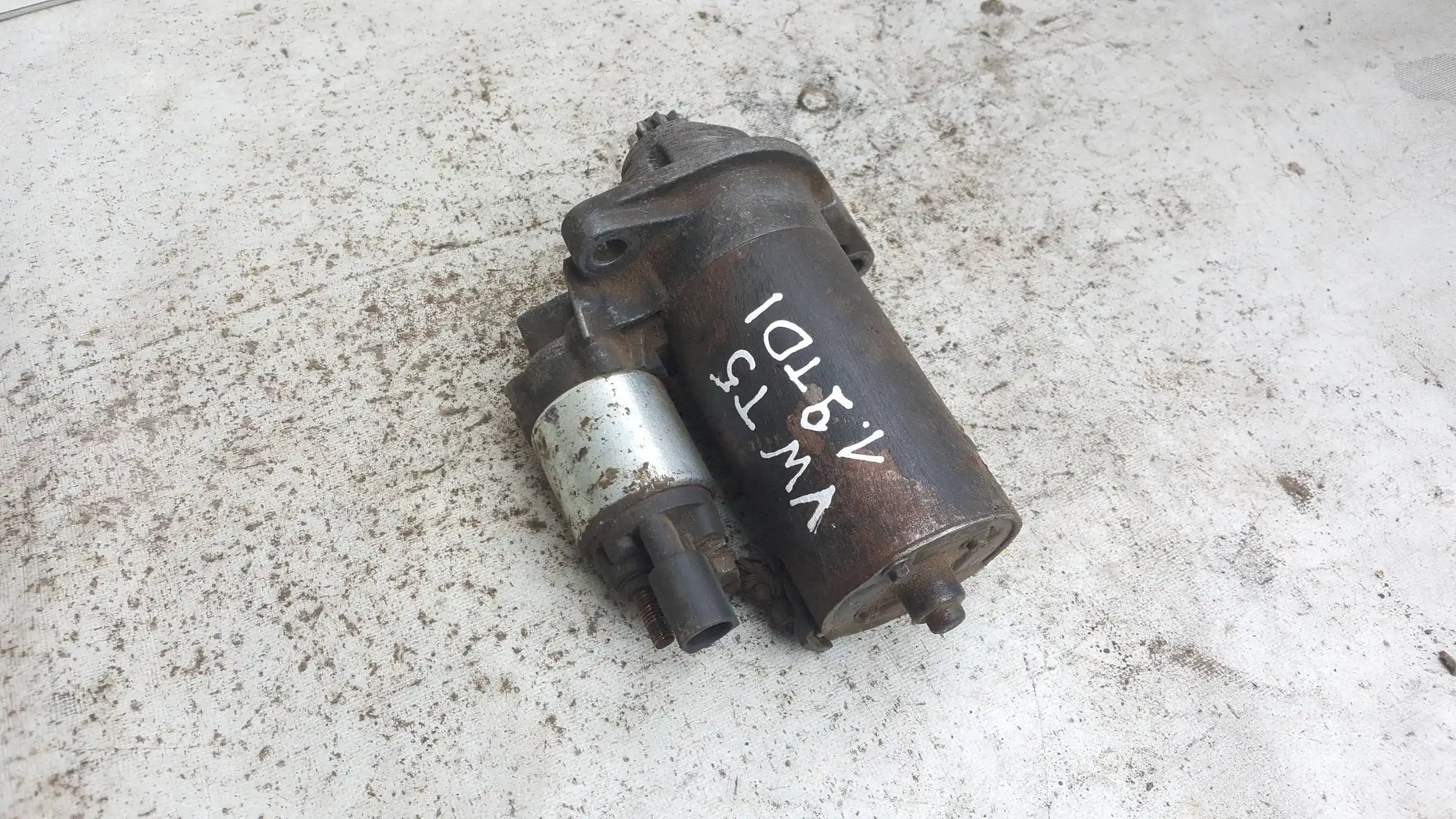 ROZRUSZNIK VW T5 1.9 TDI 03-