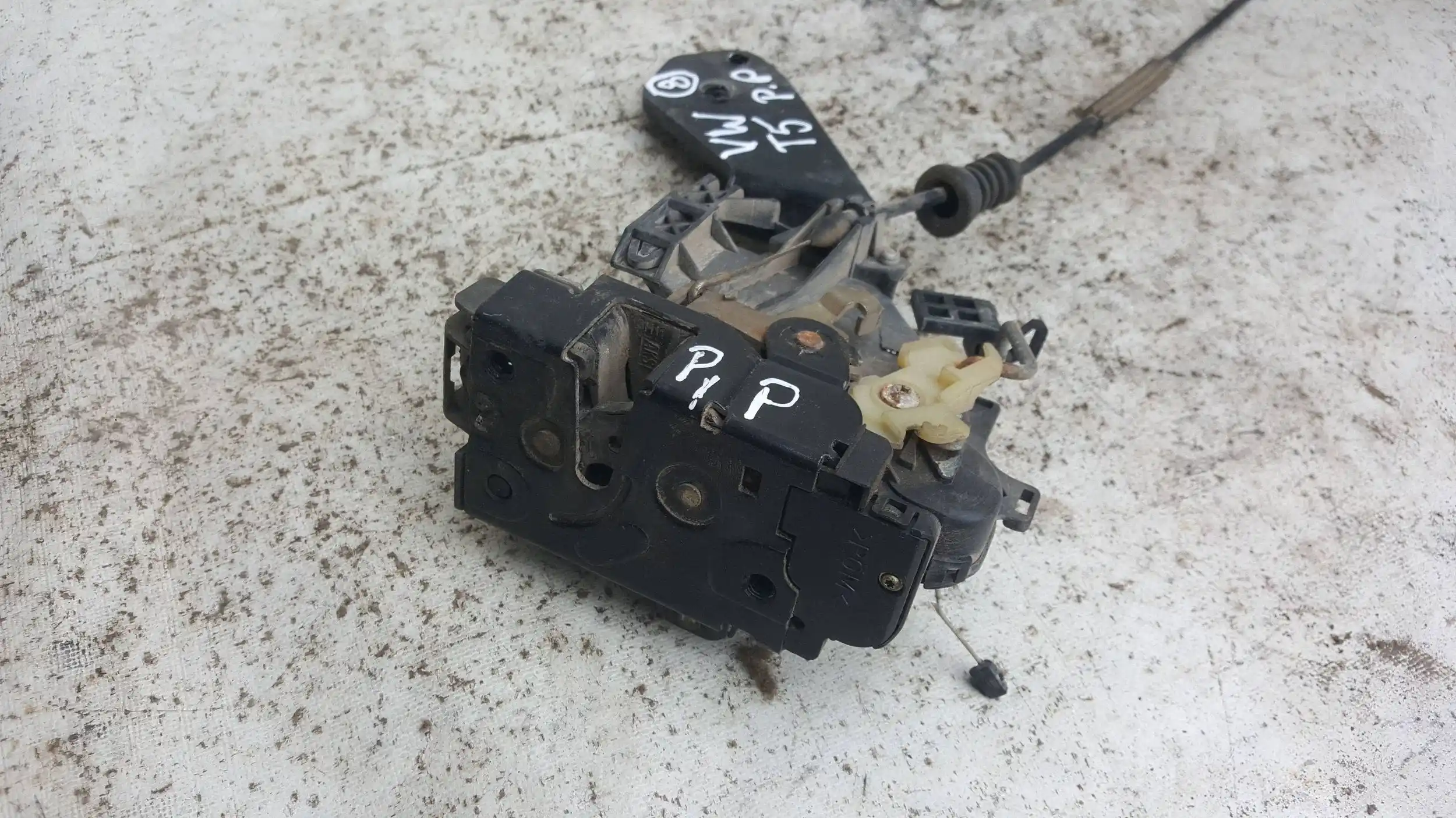 ZAMEK DRZWI PRAWY PRZÓD 2 PIN VW T5 03-