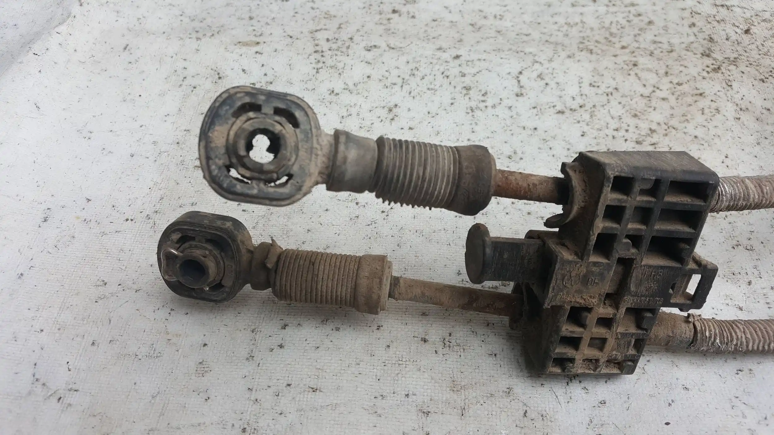 LINKI ZMIANY BIEGÓW 7H1711877G 7H0711061C VW T5 1.9 TDI 03-