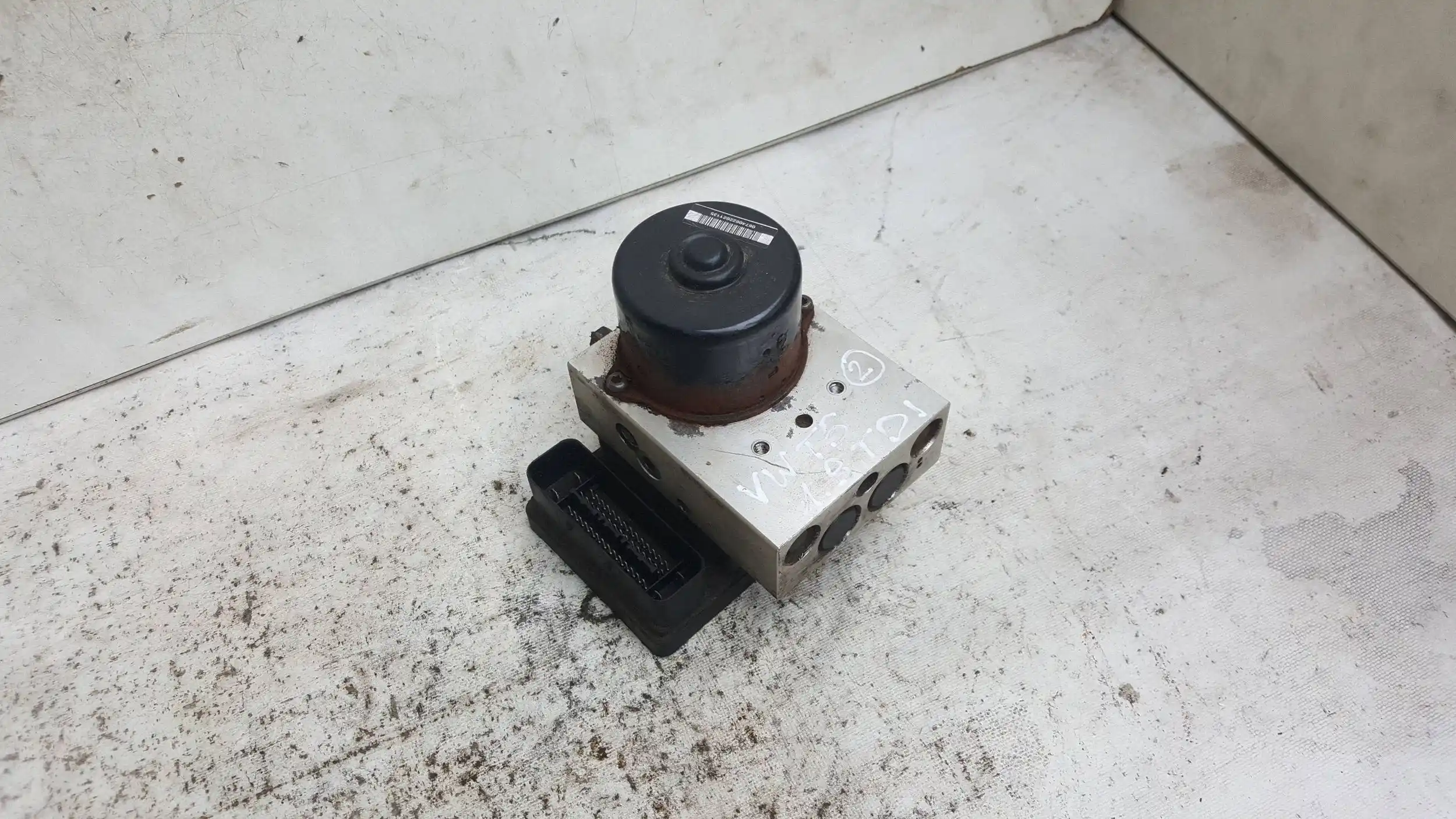 POMPA ABS 7H0907379E VW T5 1.9 TDI 03-