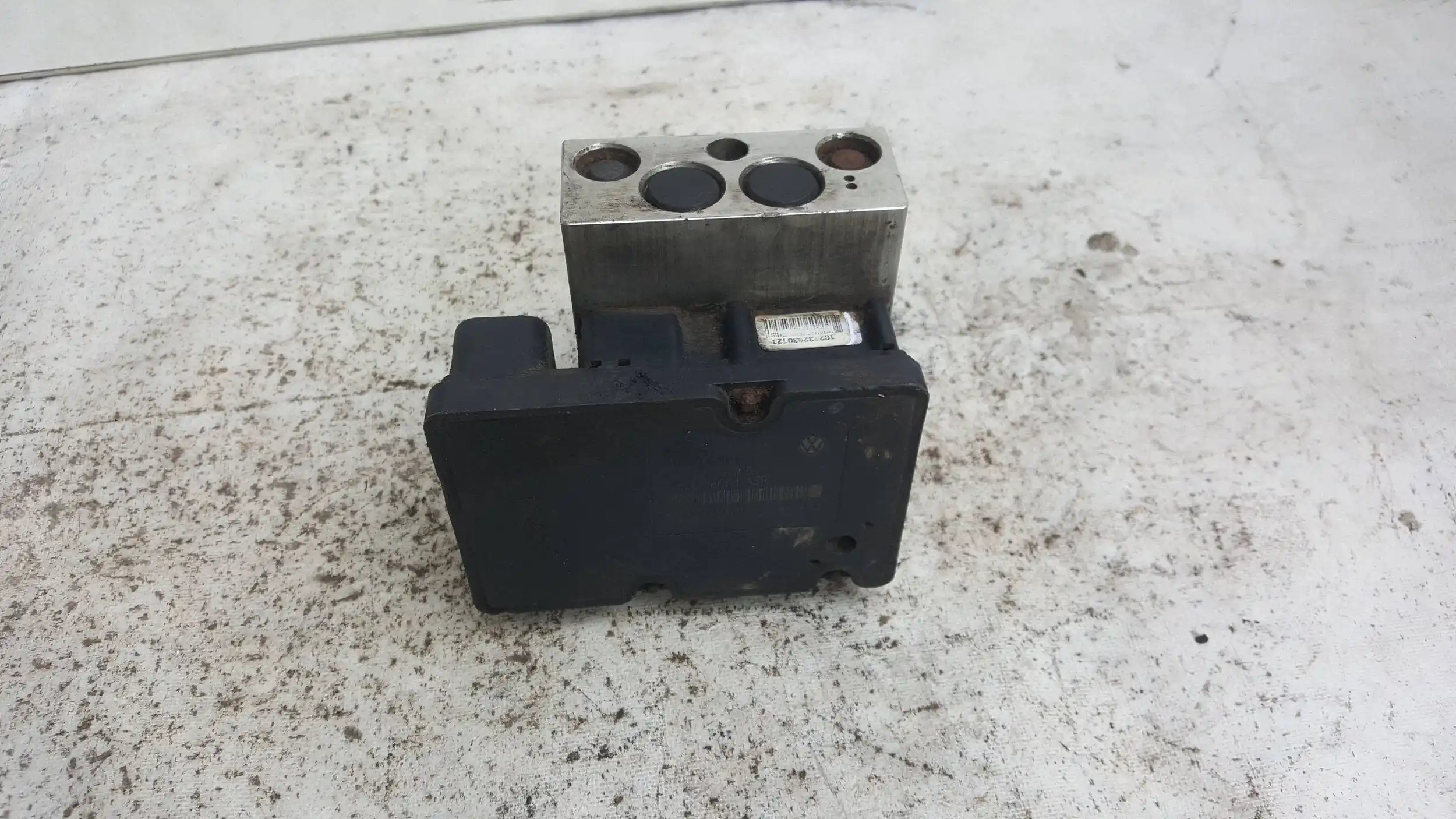 POMPA ABS 7H0907379E VW T5 1.9 TDI 03-