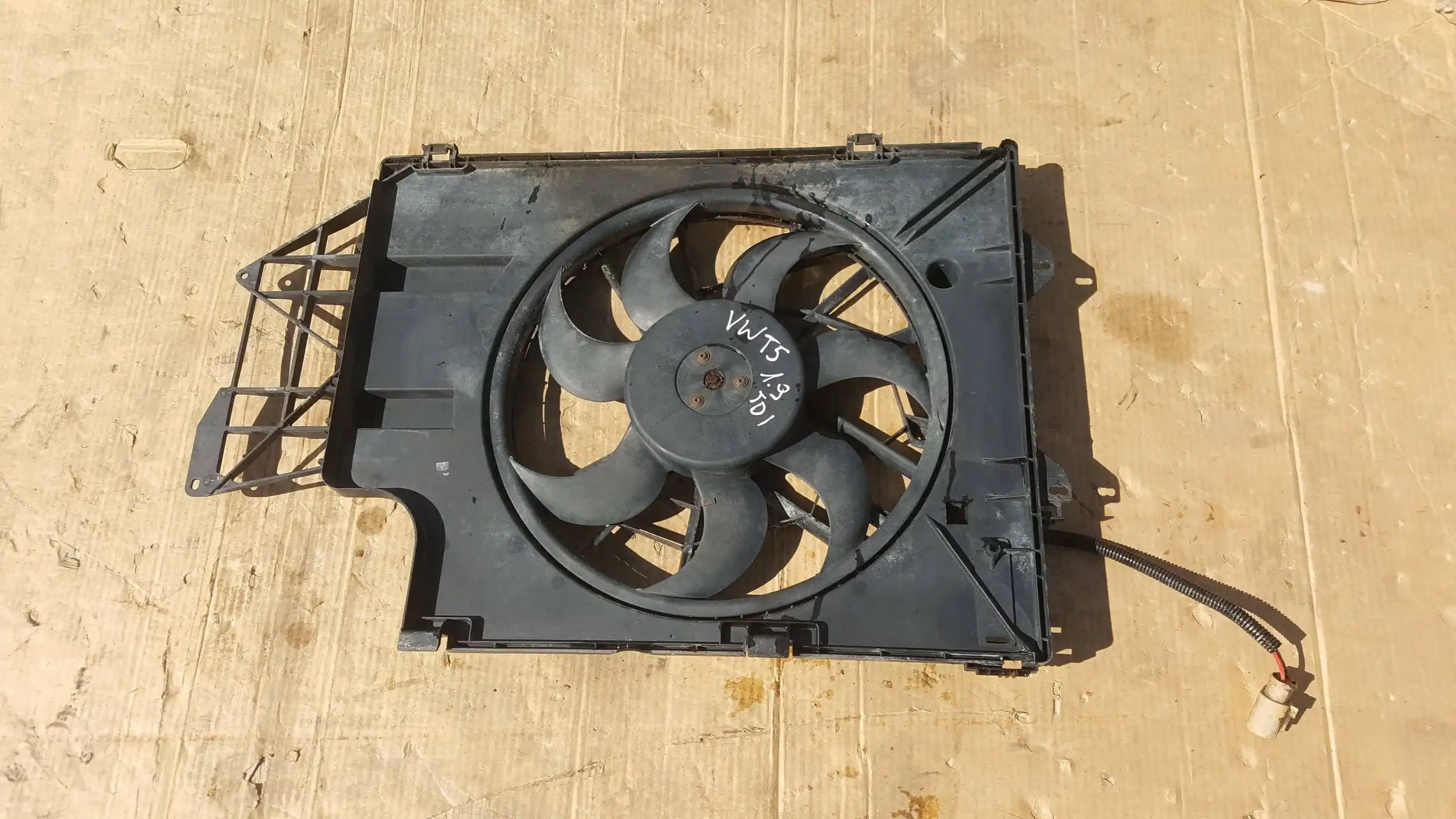 WENTYLATOR CHŁODNICY 0130303916 7H0121201BM VW T5 1.9 TDI 03-