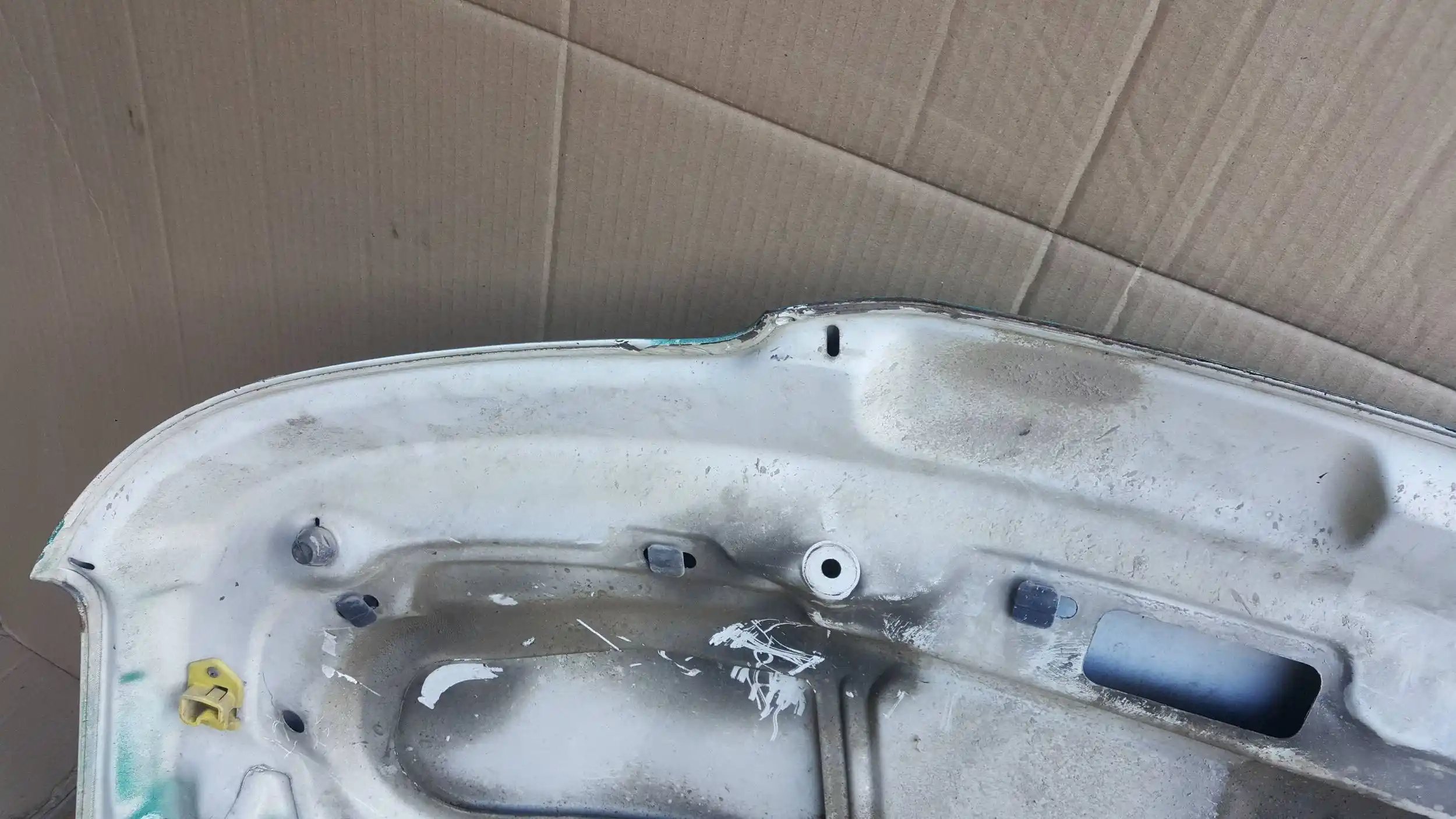 MASKA POKRYWA PRZÓD PRZEDNIA VW T5 03-09