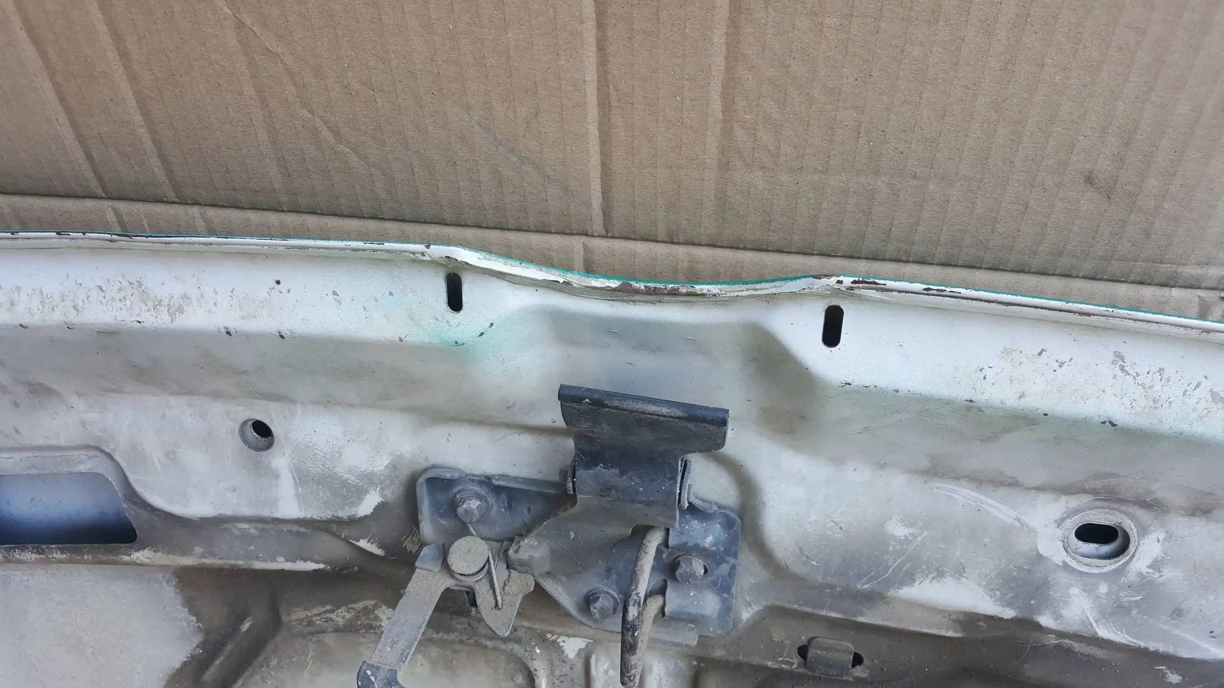 MASKA POKRYWA PRZÓD PRZEDNIA VW T5 03-09