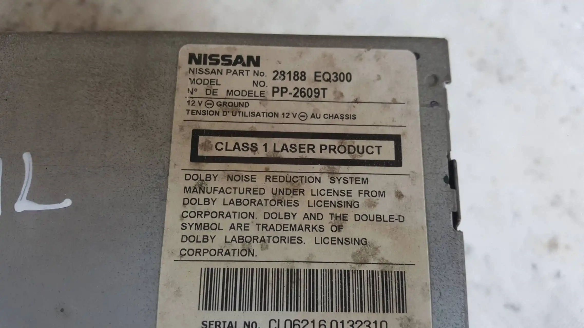 RADIO RADIOODTWARZACZ CD KASETA 28188EQ300 NISSAN X-TRAIL I T30 01-