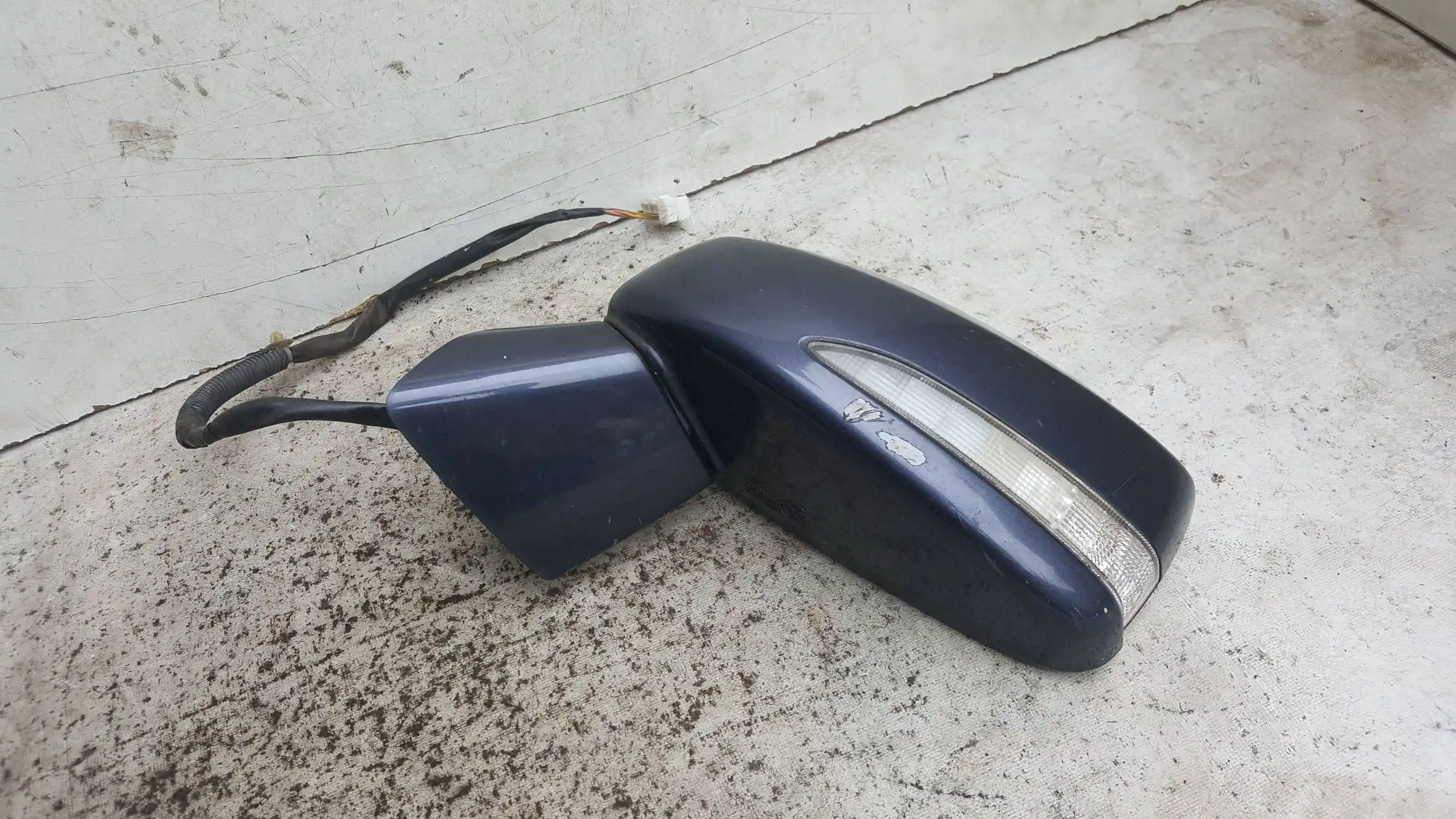 LUSTERKO LEWE ELEKTRYCZNE 7 PIN HONDA FR-V 05-09 NH684P